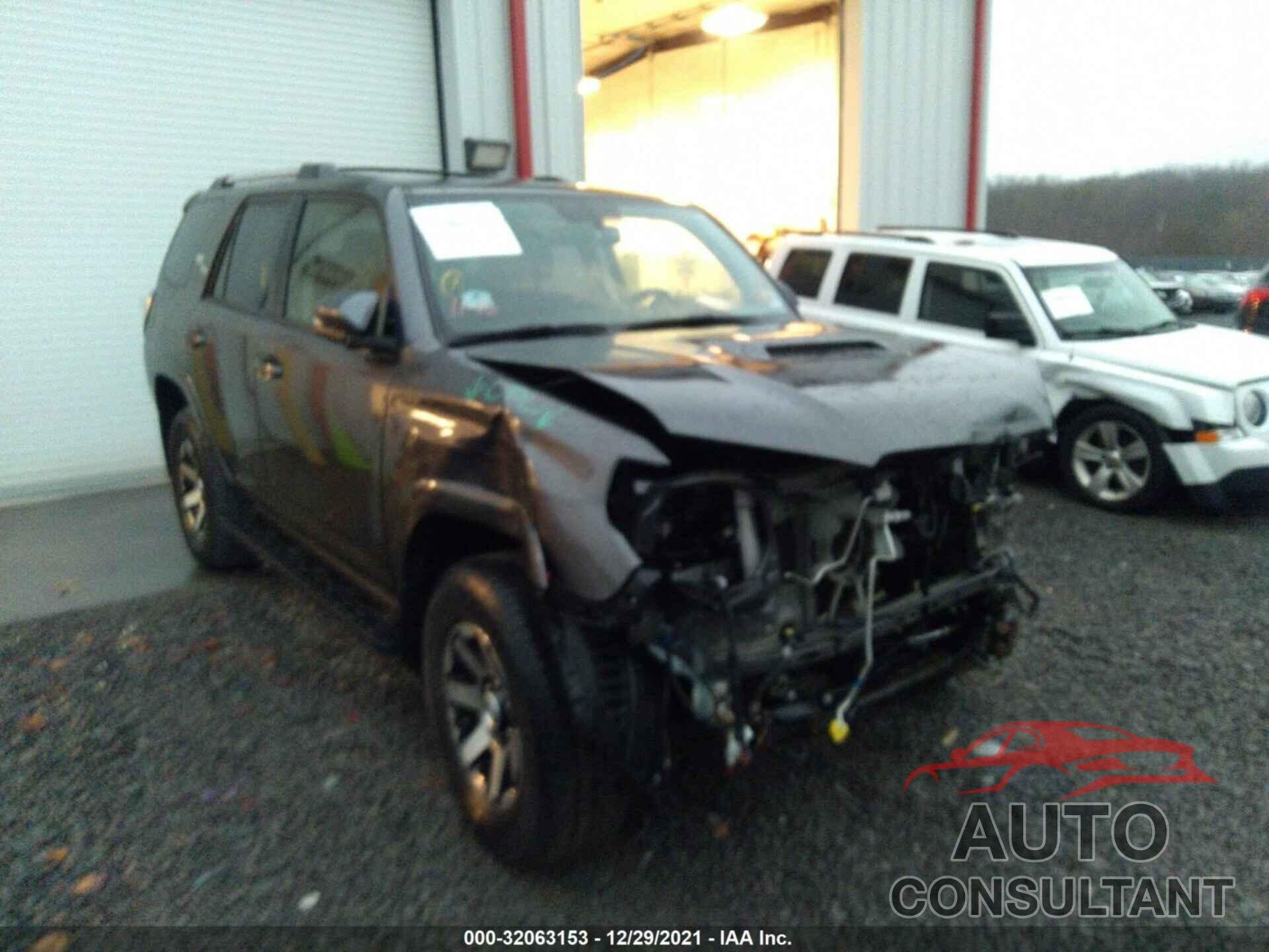 TOYOTA 4RUNNER 2018 - JTEBU5JR2J5604608