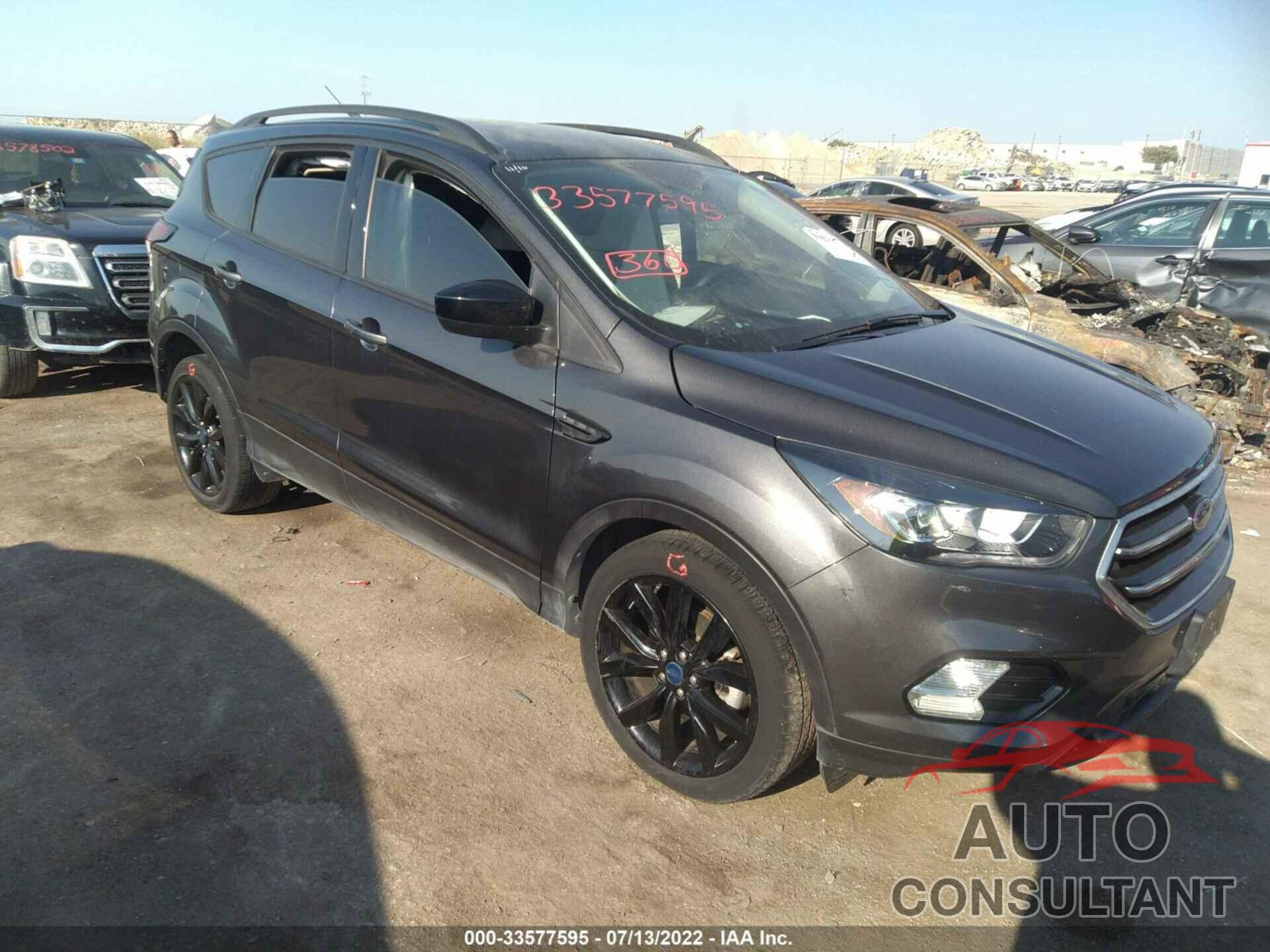 FORD ESCAPE 2019 - 1FMCU0GD9KUC09822