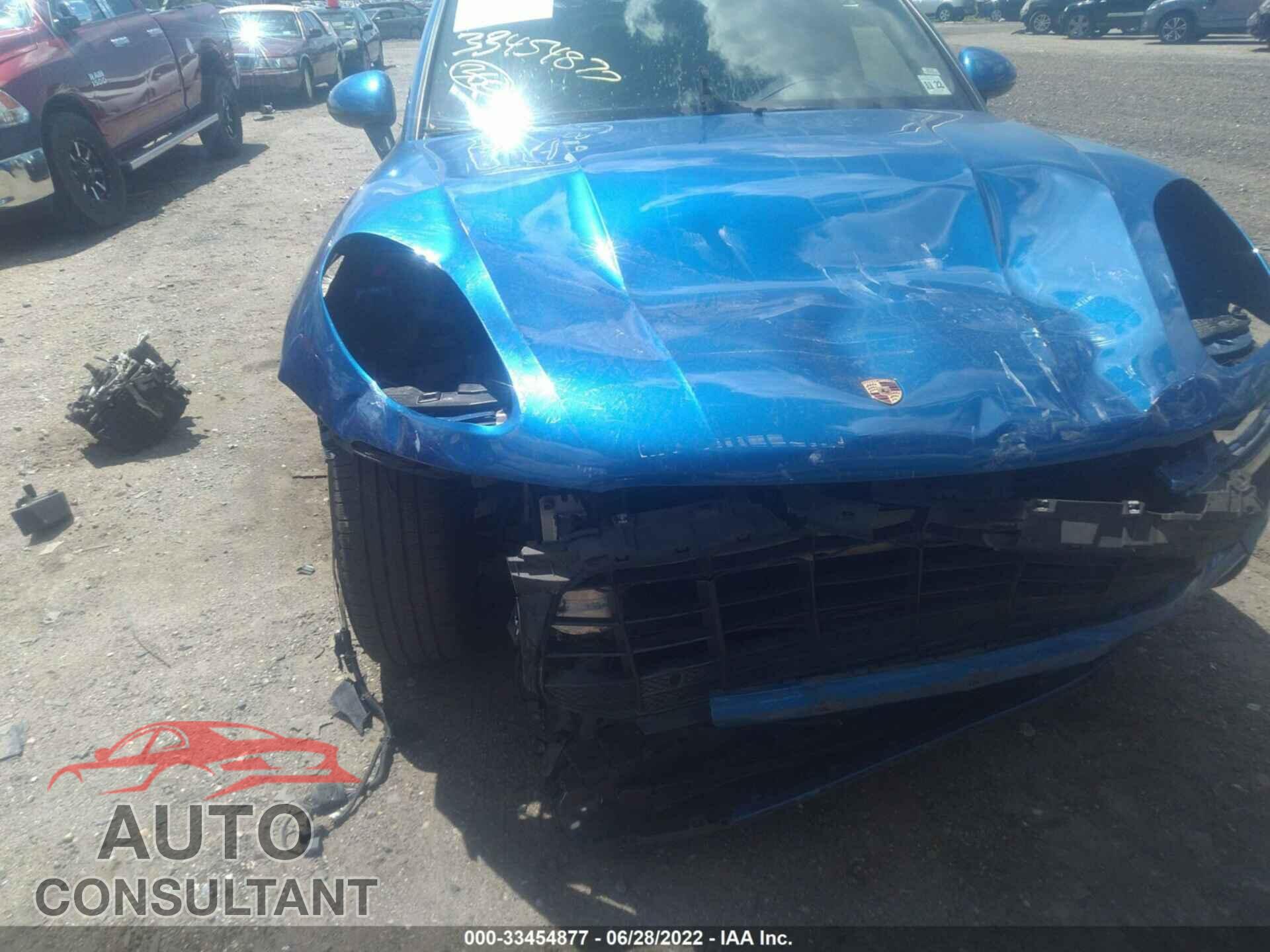 PORSCHE MACAN 2017 - WP1AA2A56HLB01947
