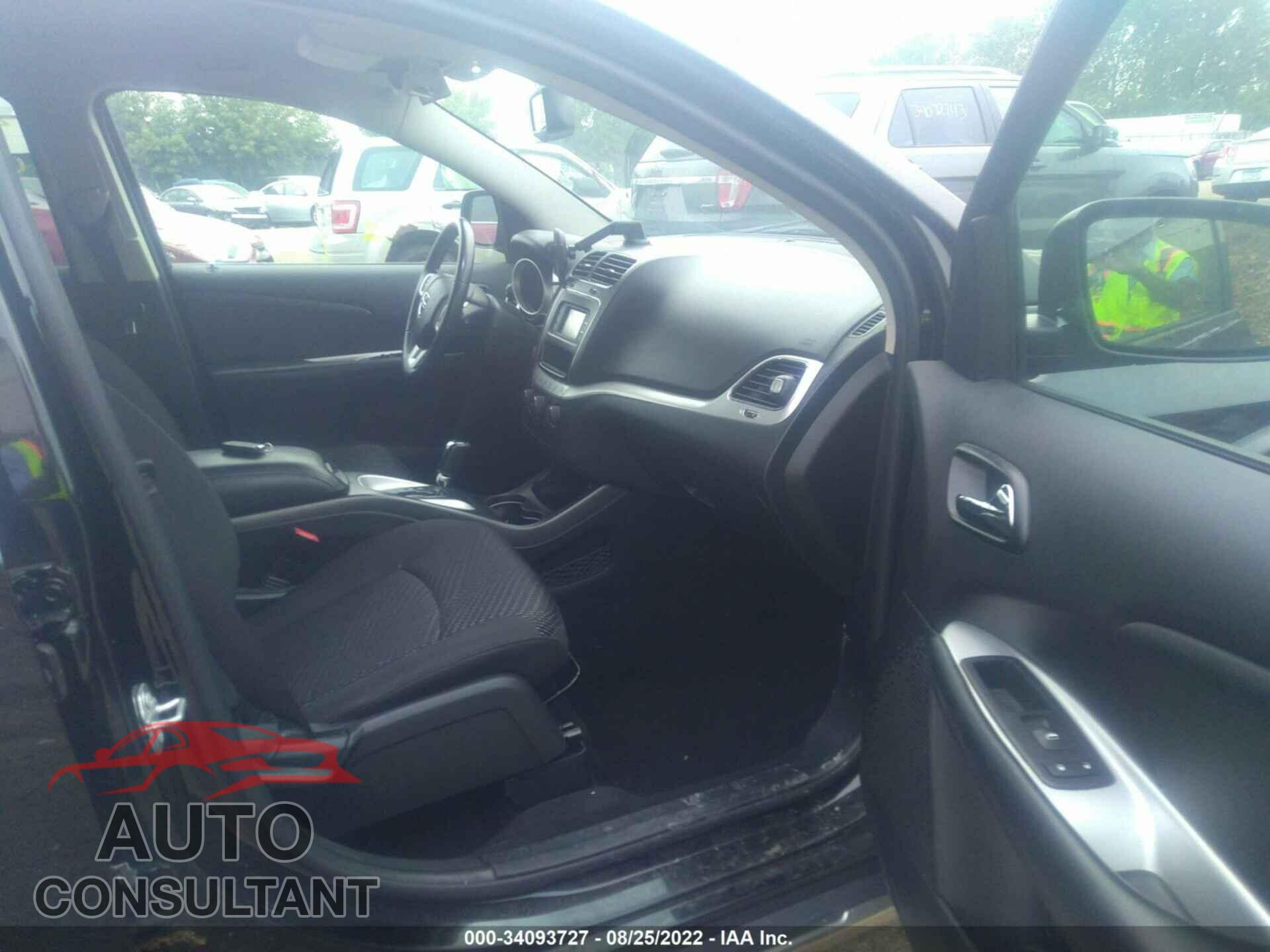 DODGE JOURNEY 2017 - 3C4PDDGG2HT608694