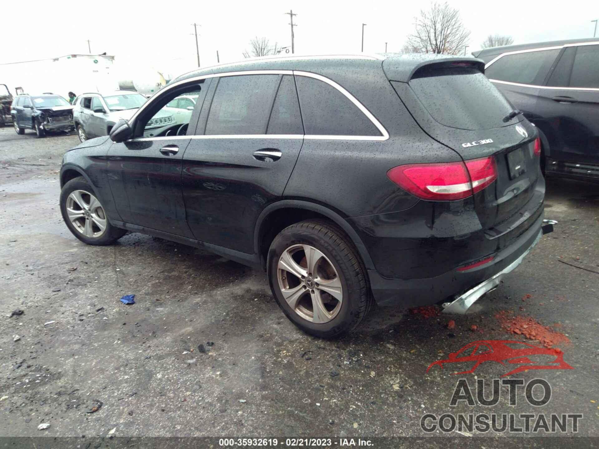 MERCEDES-BENZ GLC 2018 - WDC0G4KB5JV072926