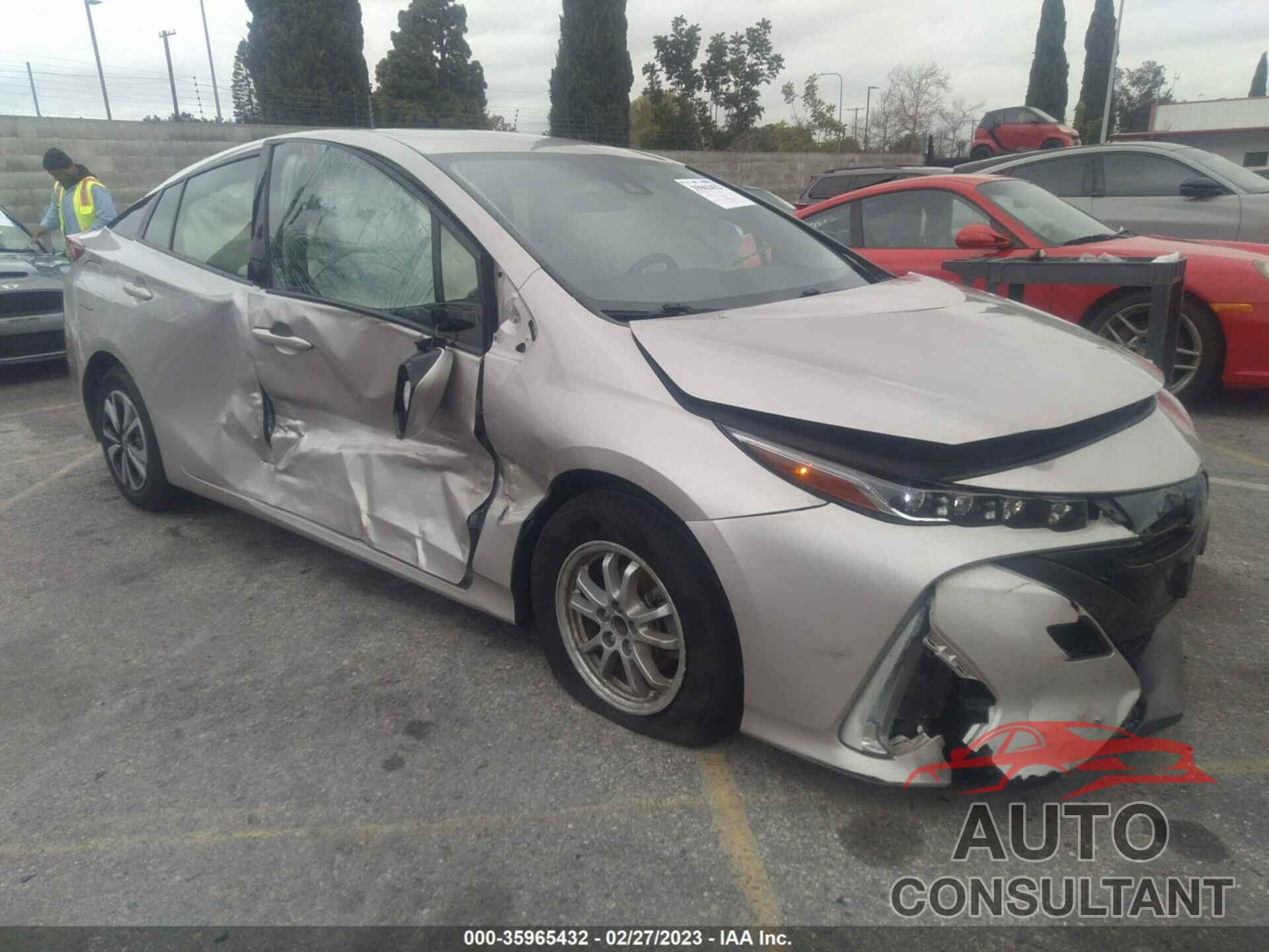 TOYOTA PRIUS PRIME 2017 - JTDKARFPXH3050039