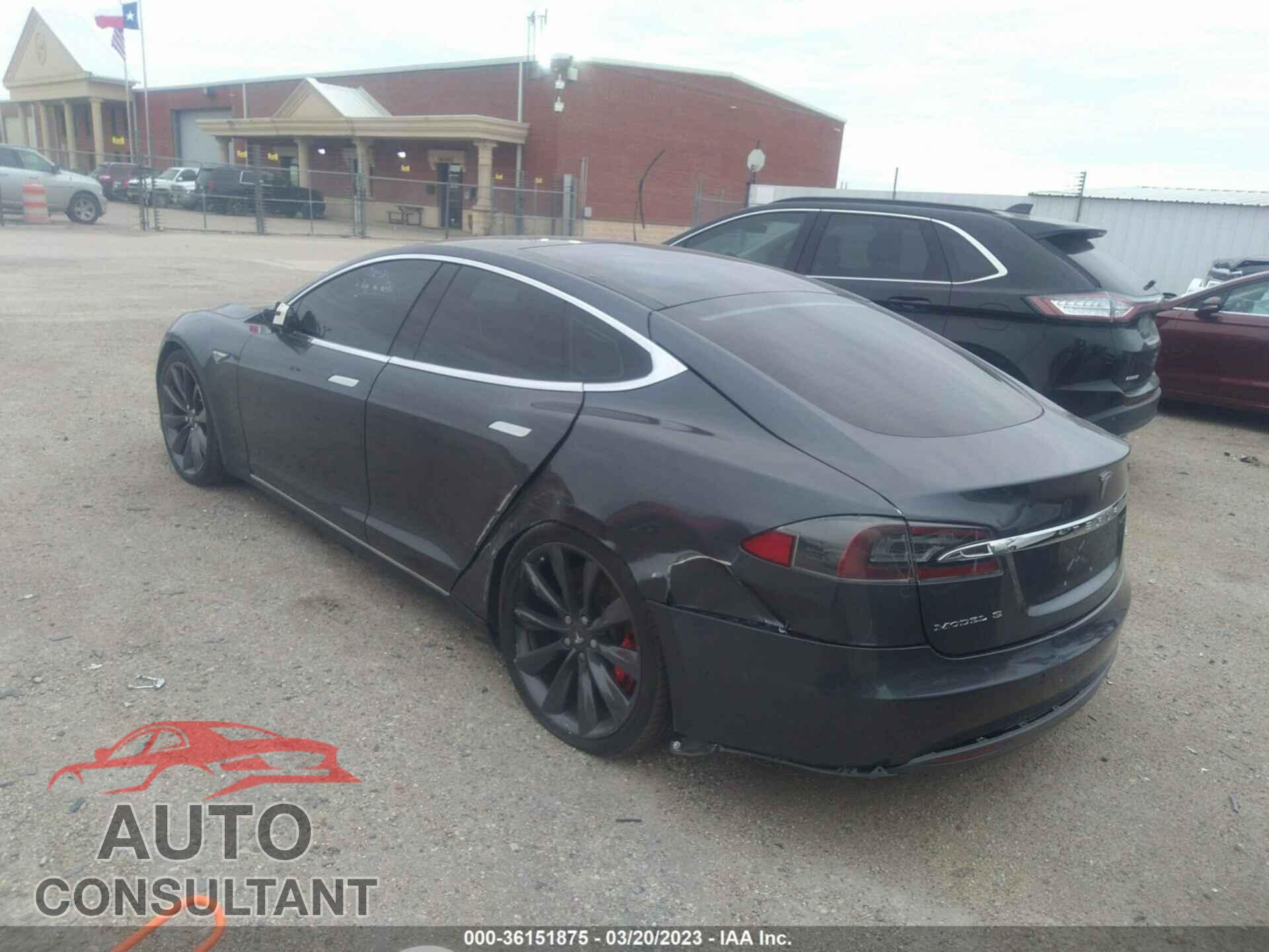 TESLA MODEL S 2016 - 5YJSA1E44GF120211
