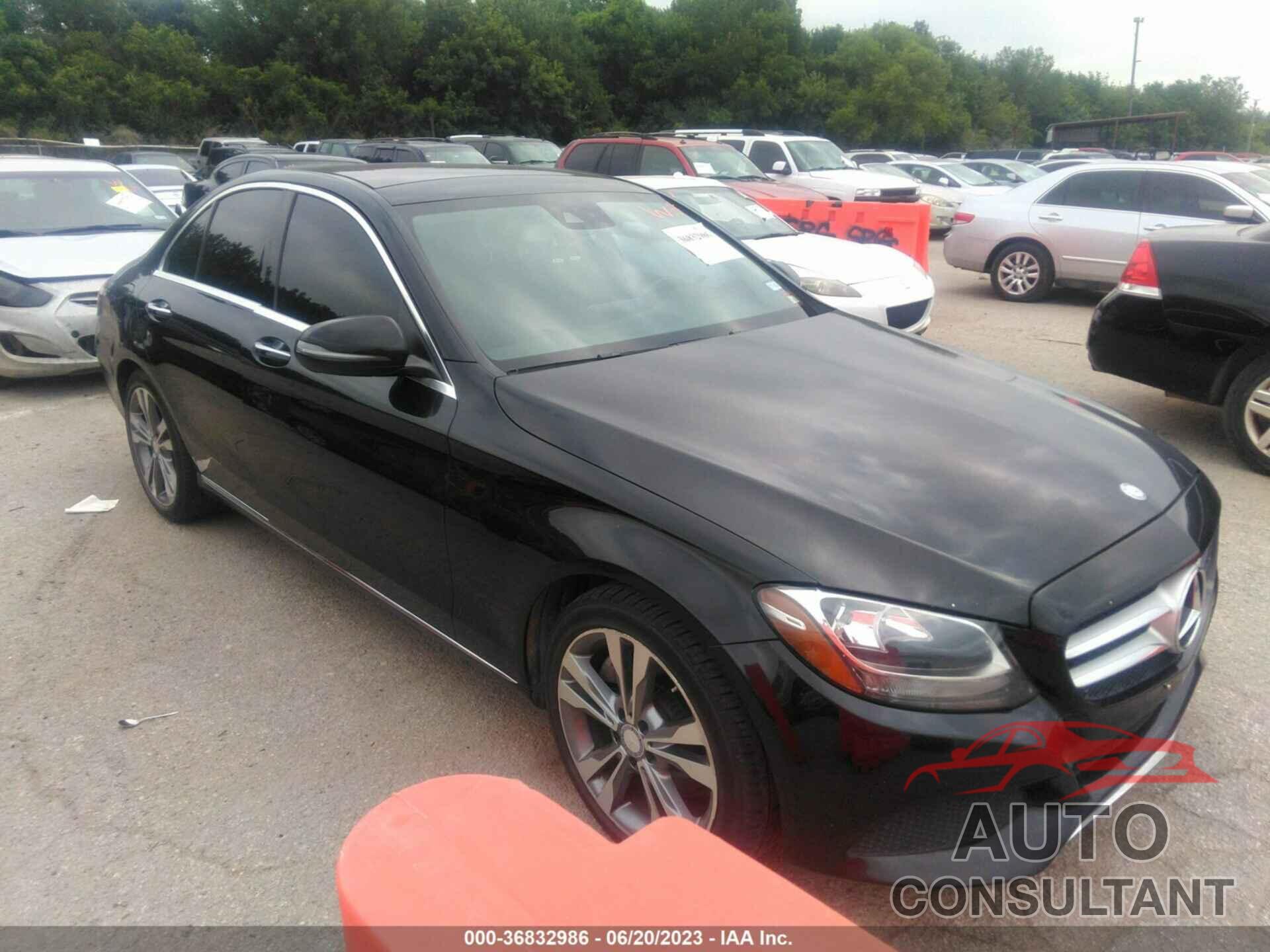 MERCEDES-BENZ C-CLASS 2016 - 55SWF4JB9GU150098