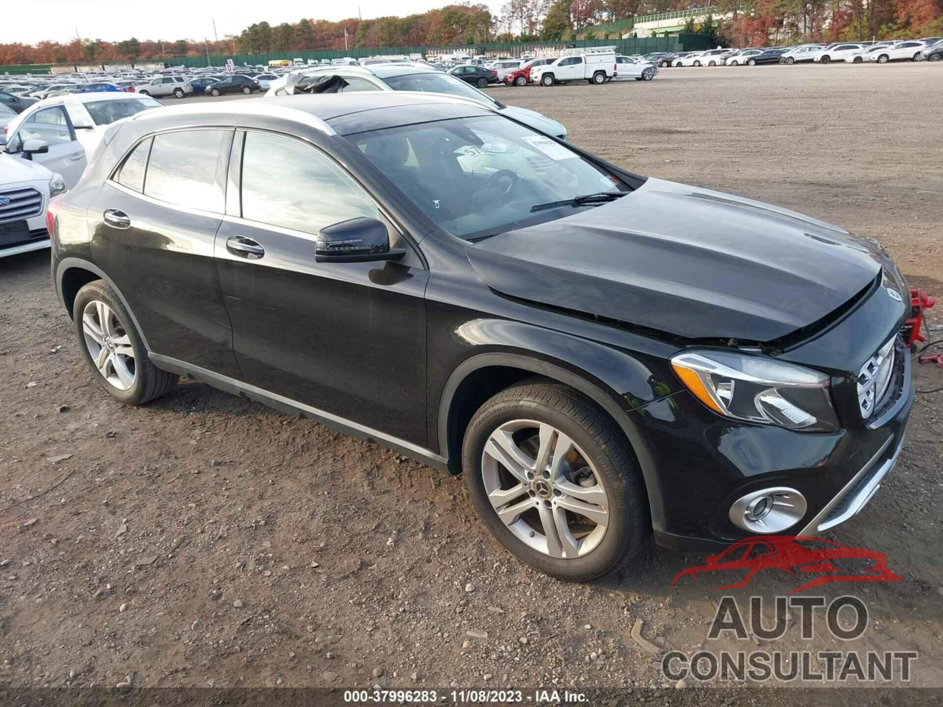 MERCEDES-BENZ GLA 250 2019 - WDCTG4GB0KU013800