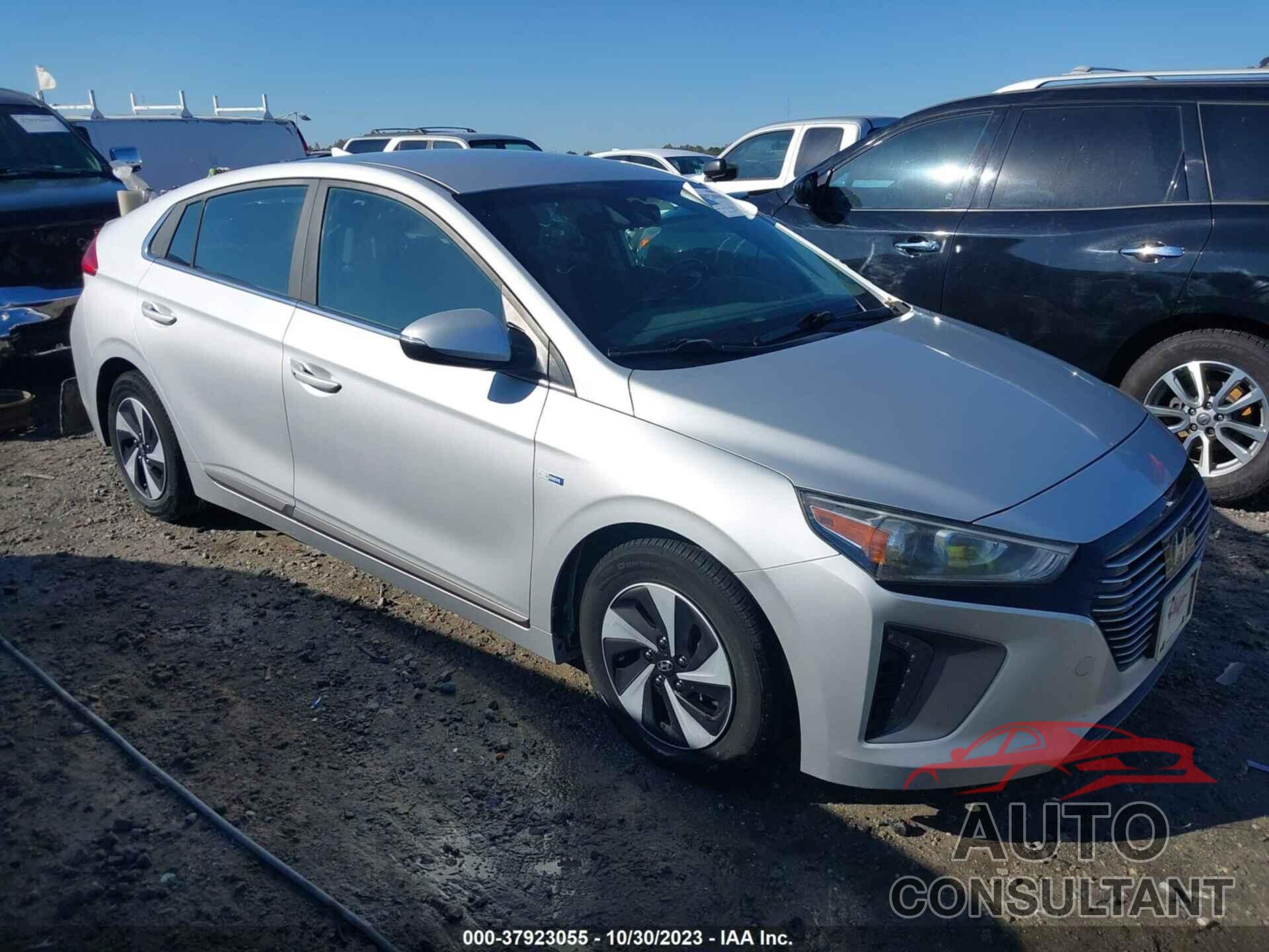 HYUNDAI IONIQ HYBRID 2017 - KMHC75LC3HU021016