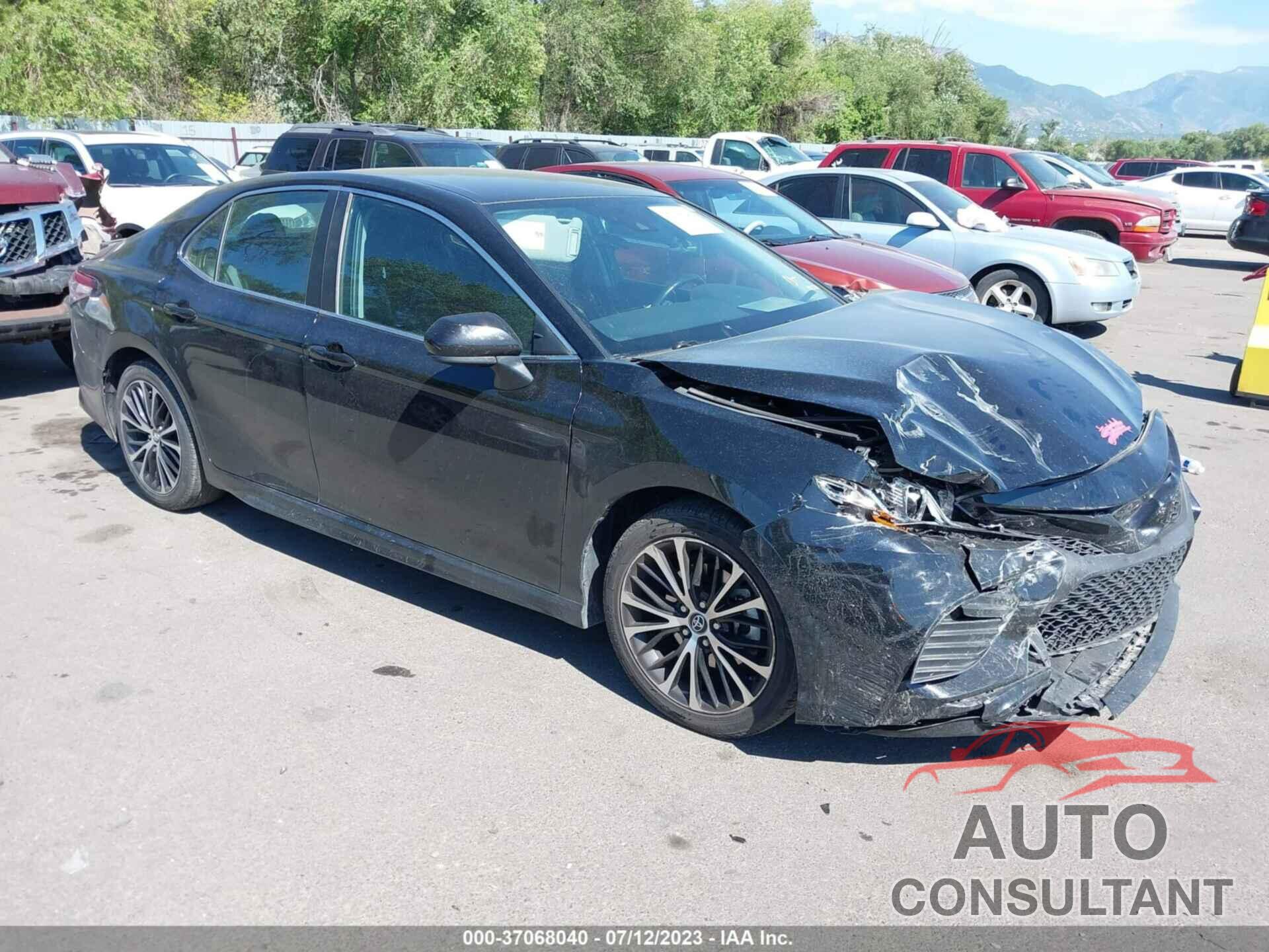 TOYOTA CAMRY 2020 - 4T1G11AK3LU329978