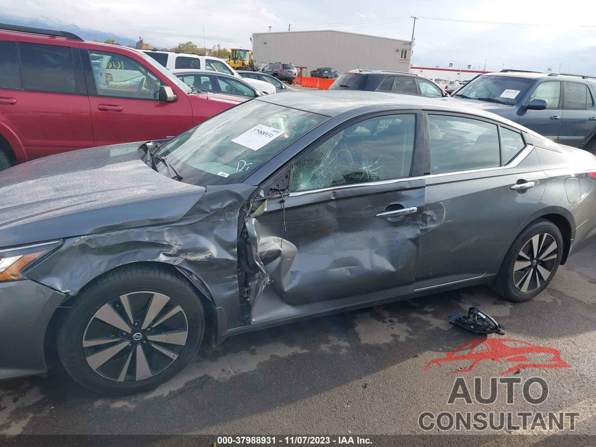 NISSAN ALTIMA 2020 - 1N4BL4DV1LN320325