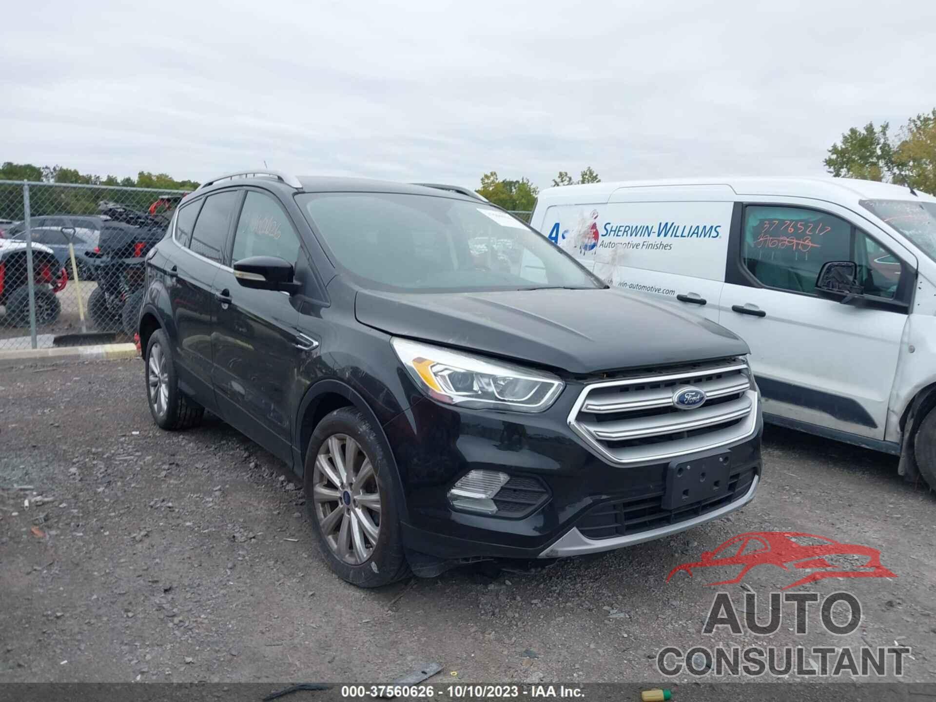 FORD ESCAPE 2017 - 1FMCU0JD5HUC89833