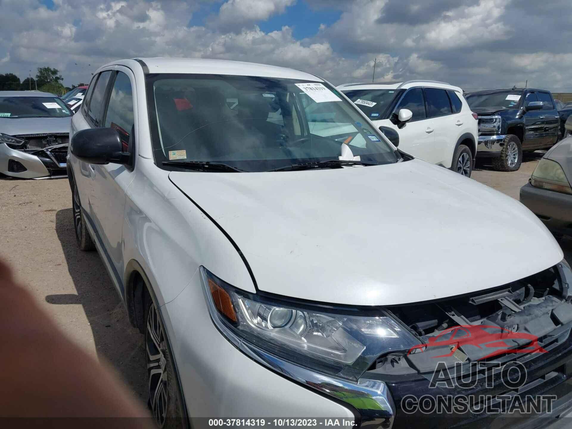 MITSUBISHI OUTLANDER 2017 - JA4AD2A35HZ017570