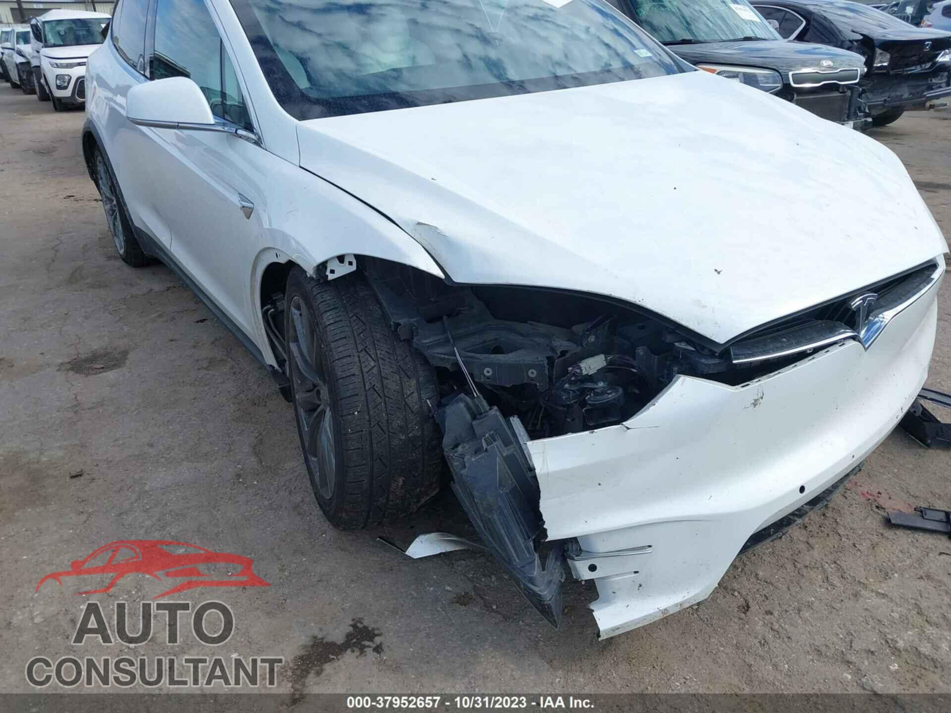 TESLA MODEL X 2016 - 5YJXCBE20GF030204