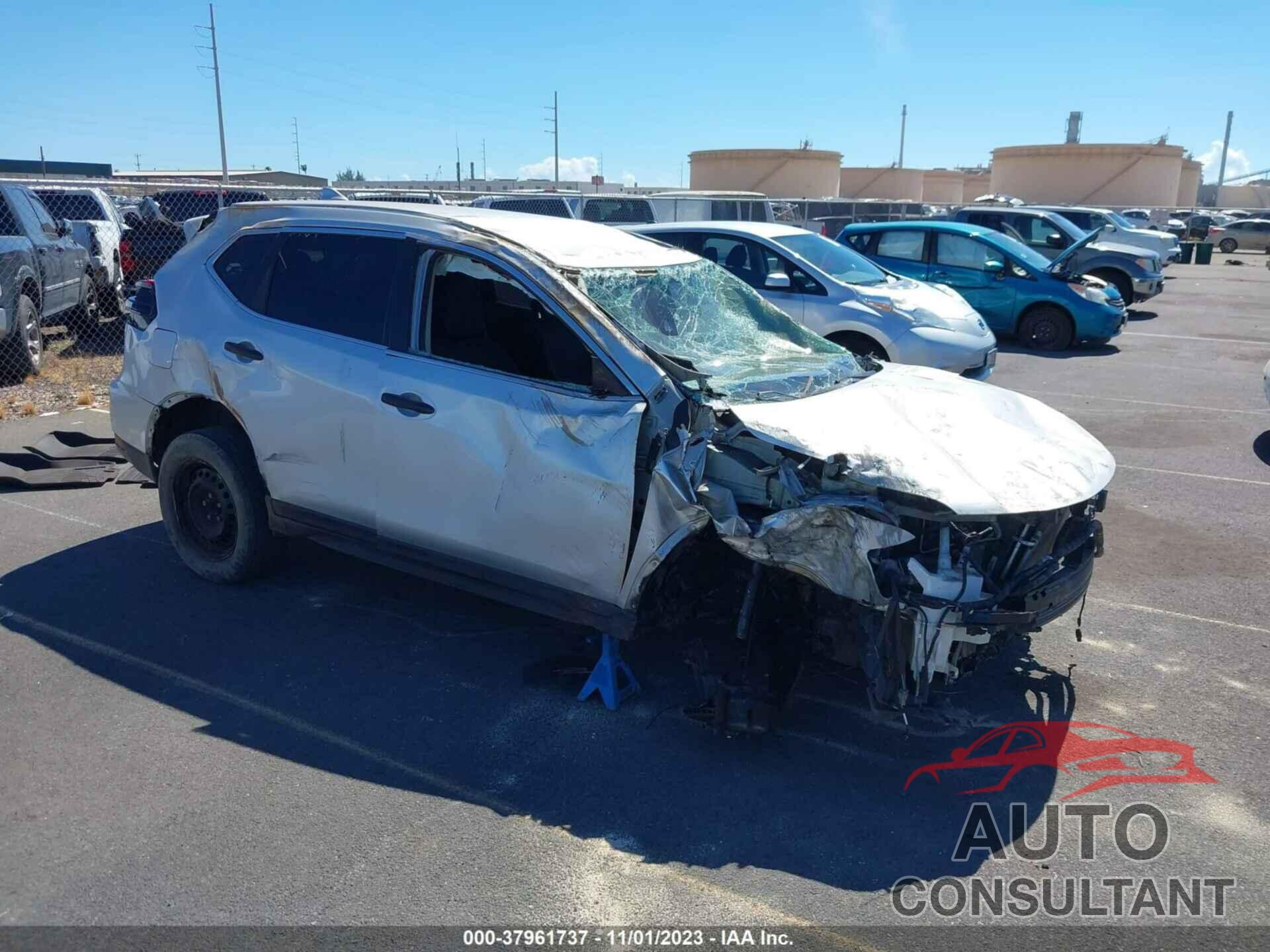 NISSAN ROGUE 2019 - 5N1AT2MT8KC715293