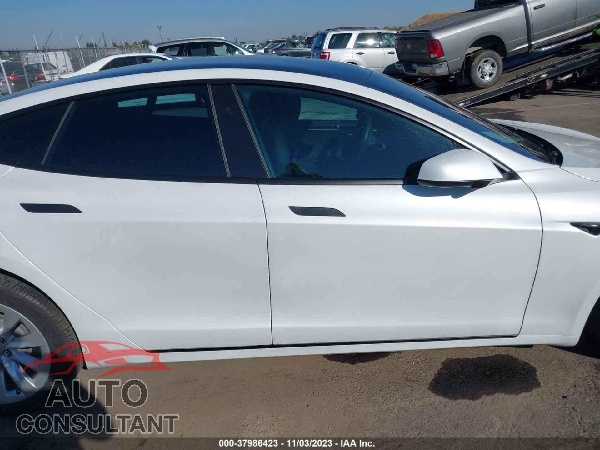 TESLA MODEL S 2020 - 5YJSA1E27LF361026