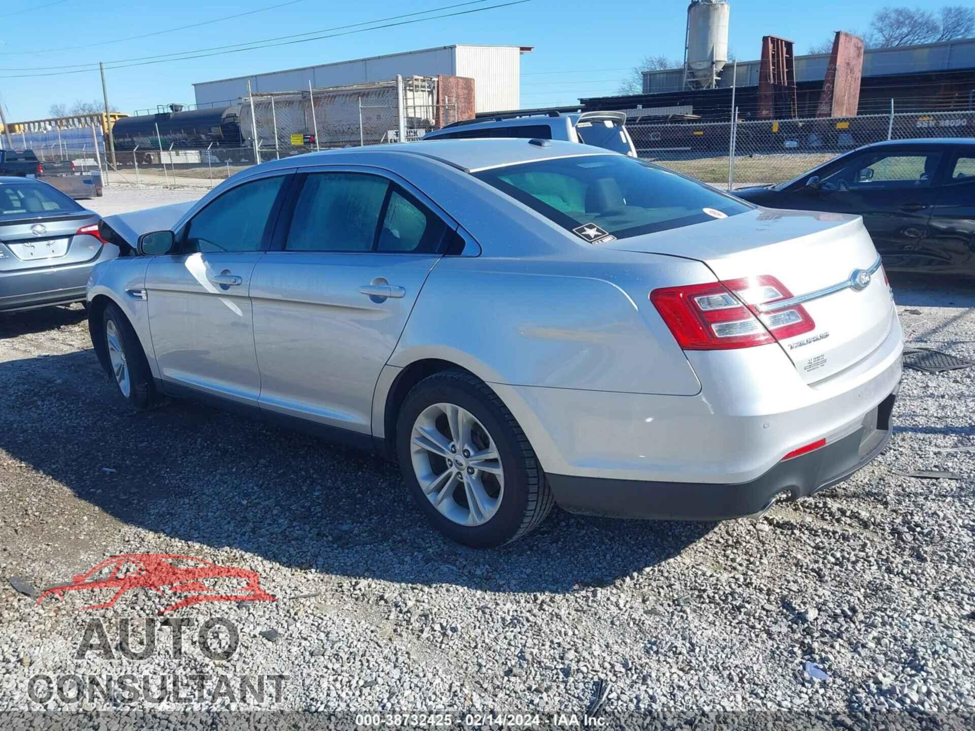 FORD TAURUS 2016 - 1FAHP2E81GG138663