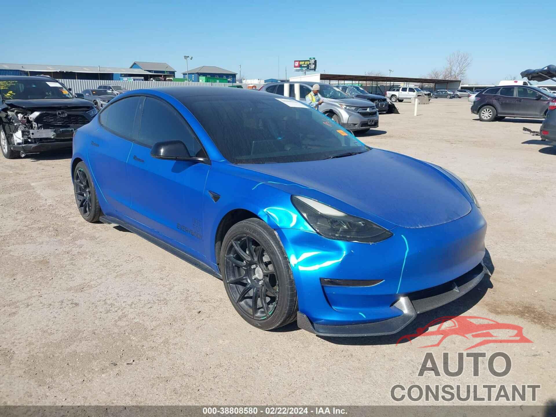 TESLA MODEL 3 2022 - 5YJ3E1EA3NF318533