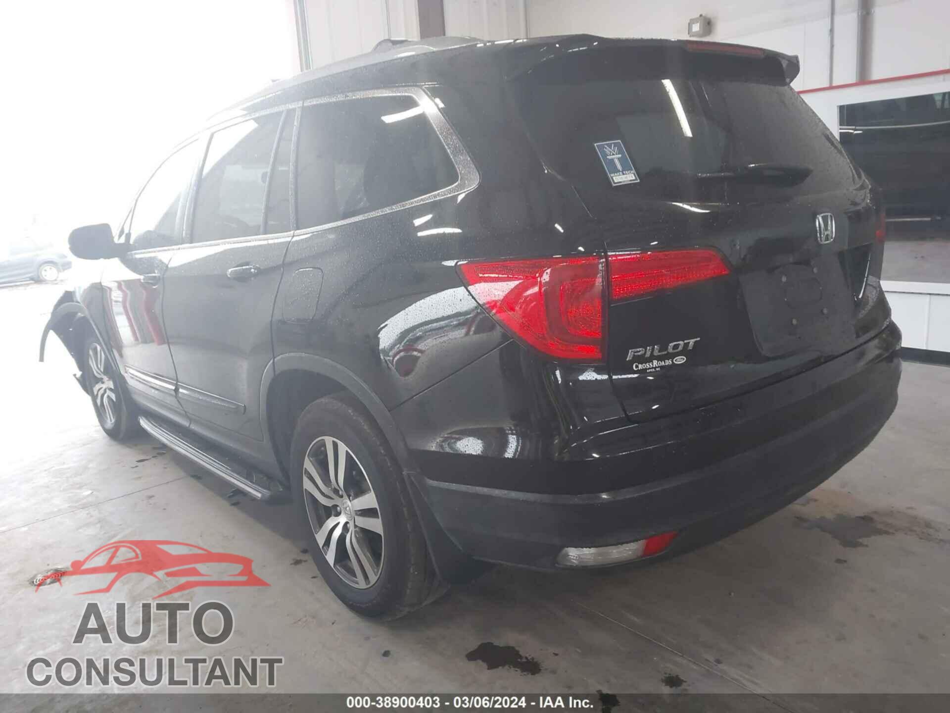 HONDA PILOT 2017 - 5FNYF5H58HB005328