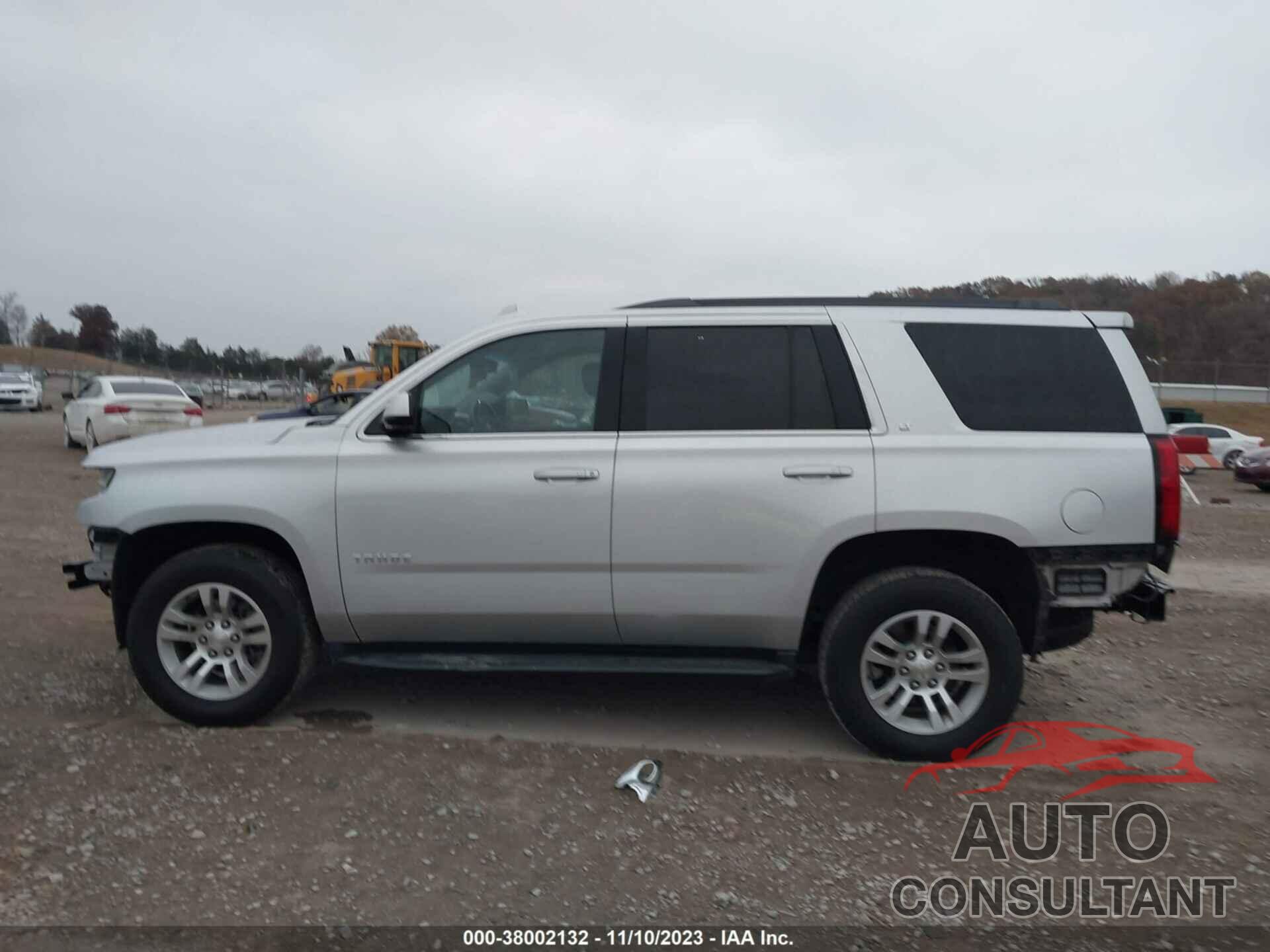 CHEVROLET TAHOE 2018 - 1GNSCBKC8JR274568