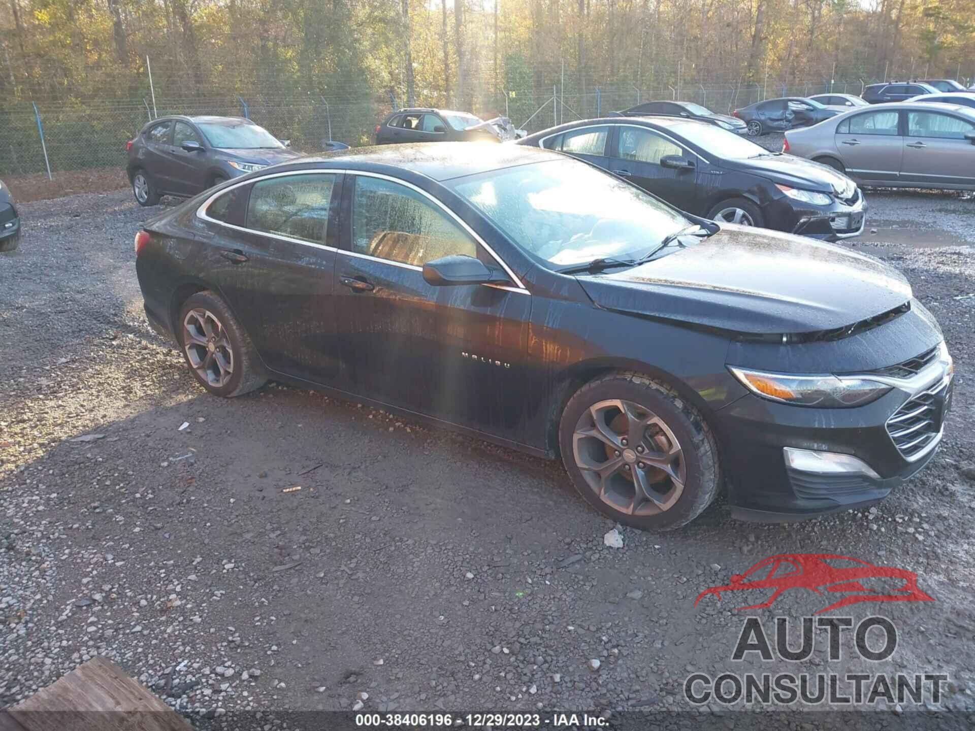 CHEVROLET MALIBU 2021 - 1G1ZD5ST4MF060777