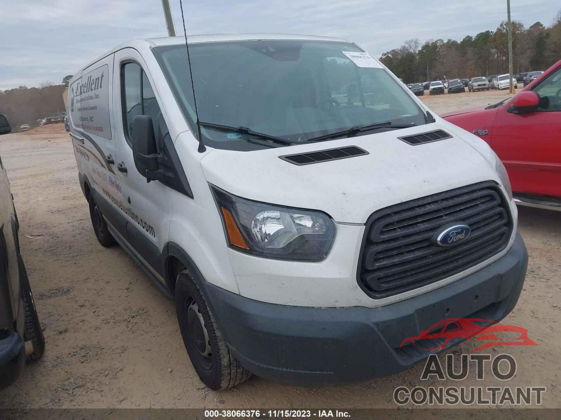 FORD TRANSIT-150 2017 - 1FTYE1YM5HKA98671