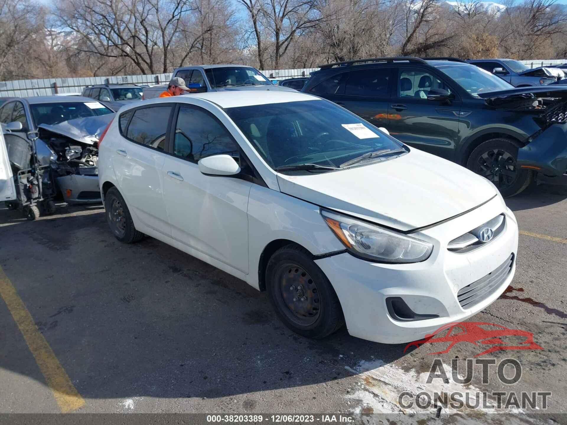 HYUNDAI ACCENT 2015 - KMHCT5AE3FU200900