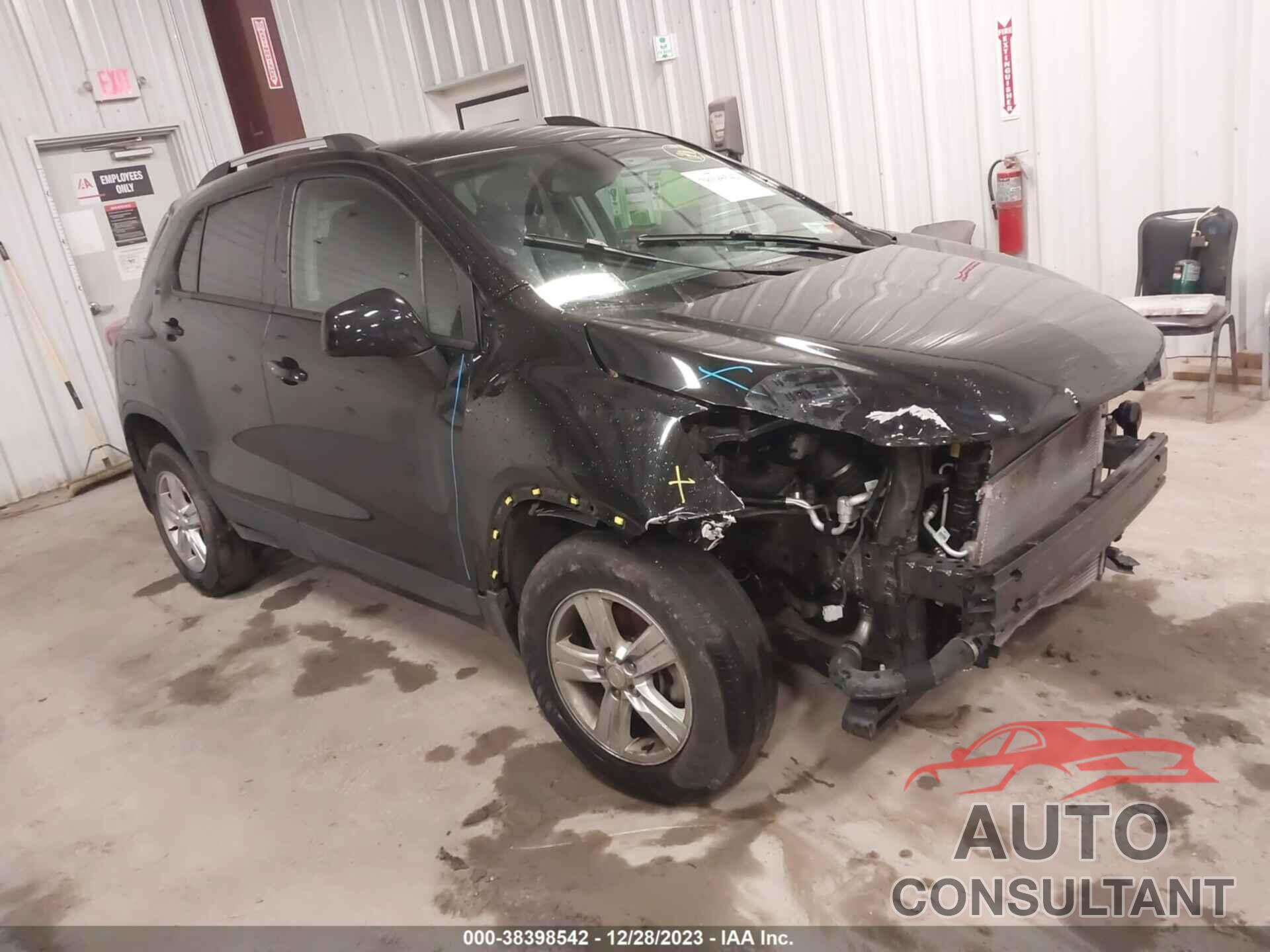 CHEVROLET TRAX 2021 - KL7CJPSM4MB366134