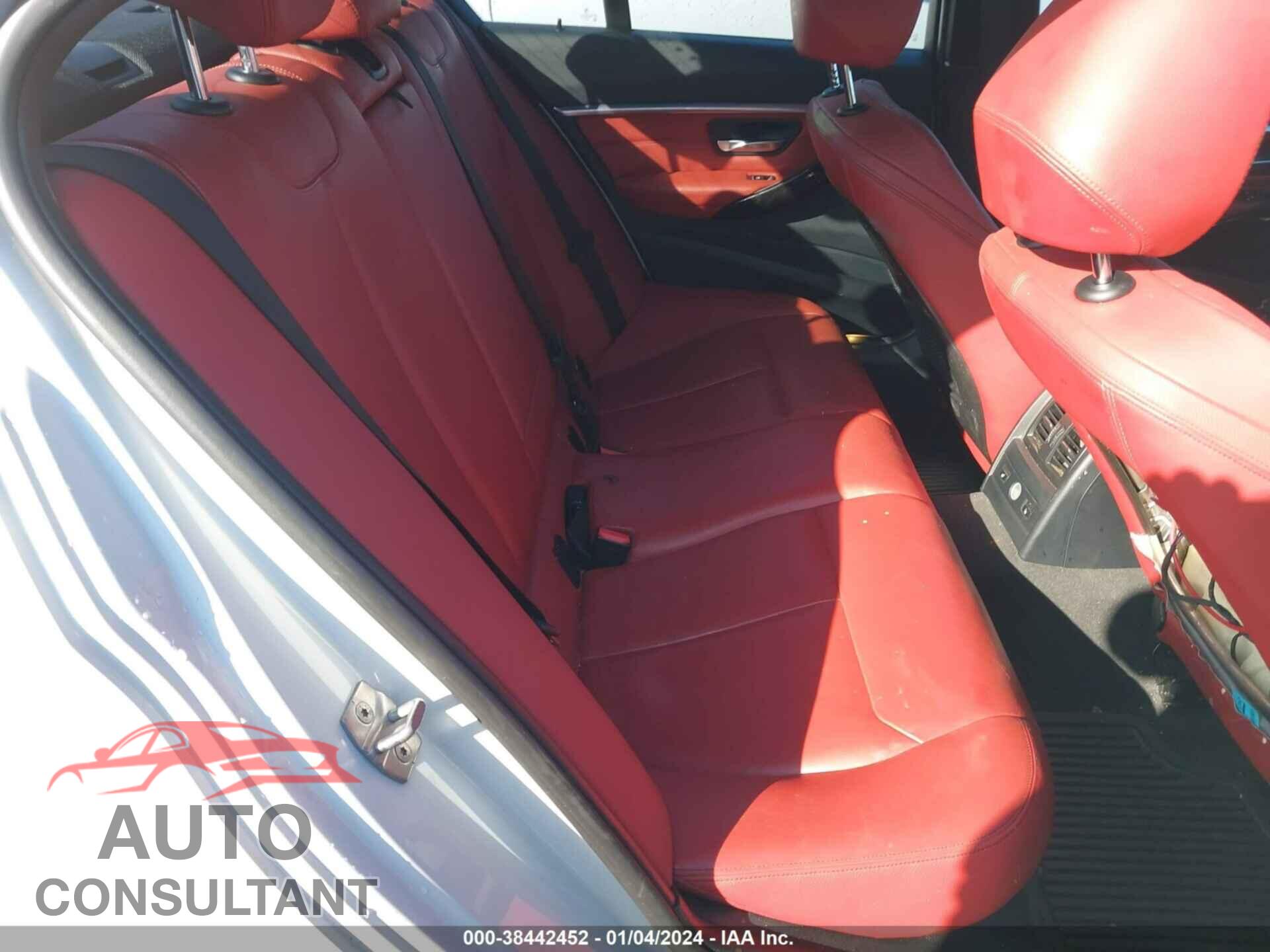 BMW 330E 2017 - WBA8E1C3XHK895476