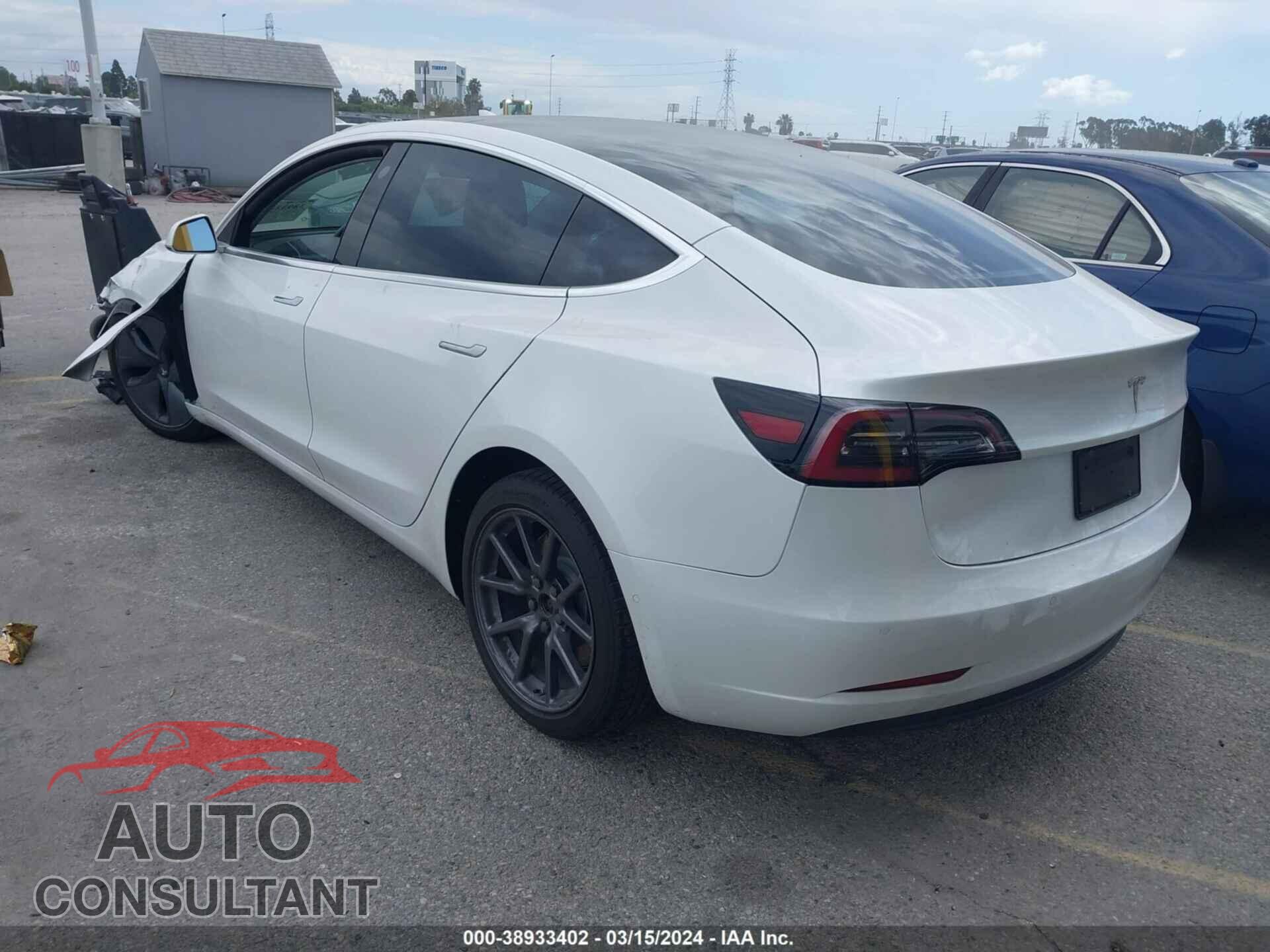 TESLA MODEL 3 2019 - 5YJ3E1EA5KF208319