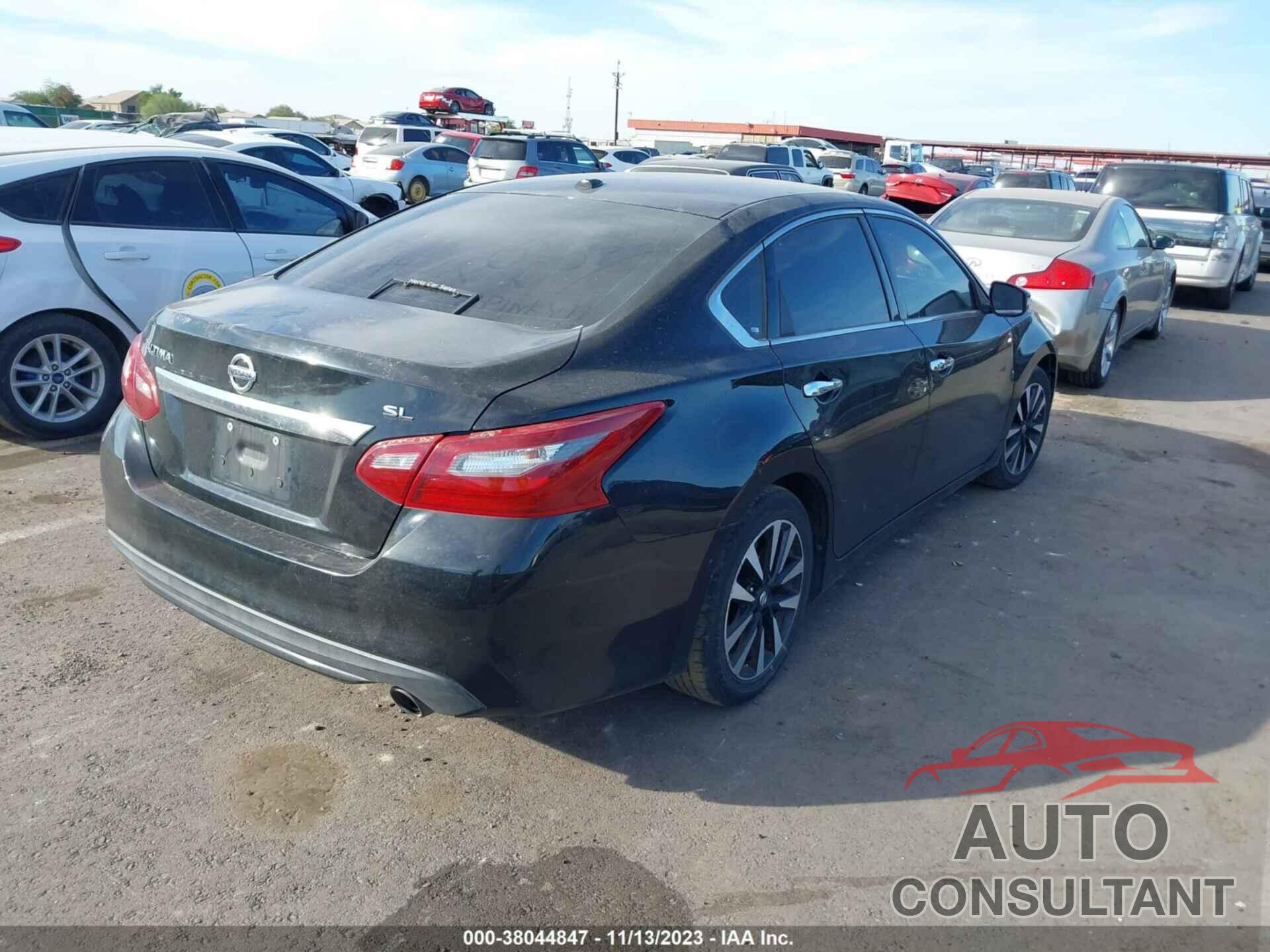 NISSAN ALTIMA 2018 - 1N4AL3AP8JC187356