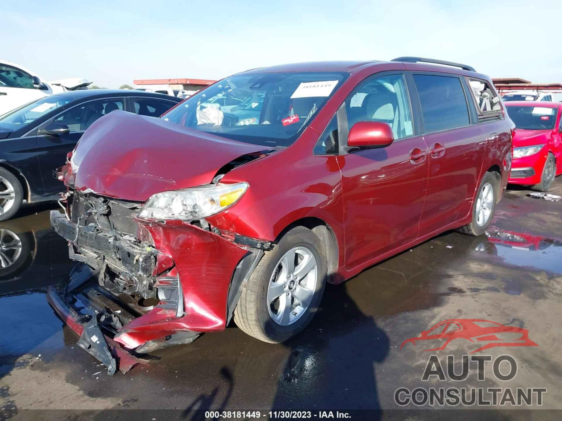 TOYOTA SIENNA 2018 - 5TDKZ3DCXJS933648