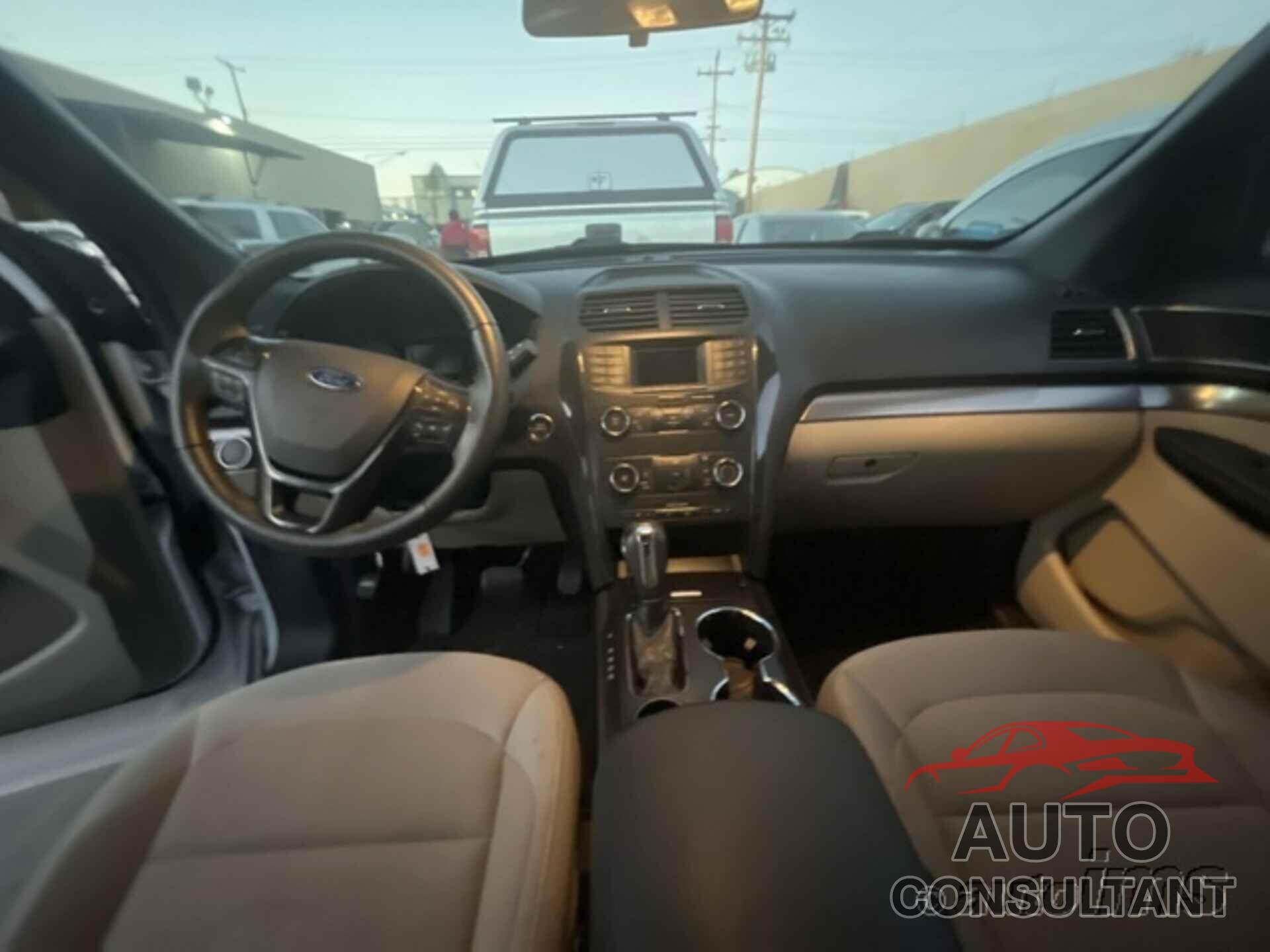 FORD EXPLORER 2019 - 1FM5K7D86KGB15989