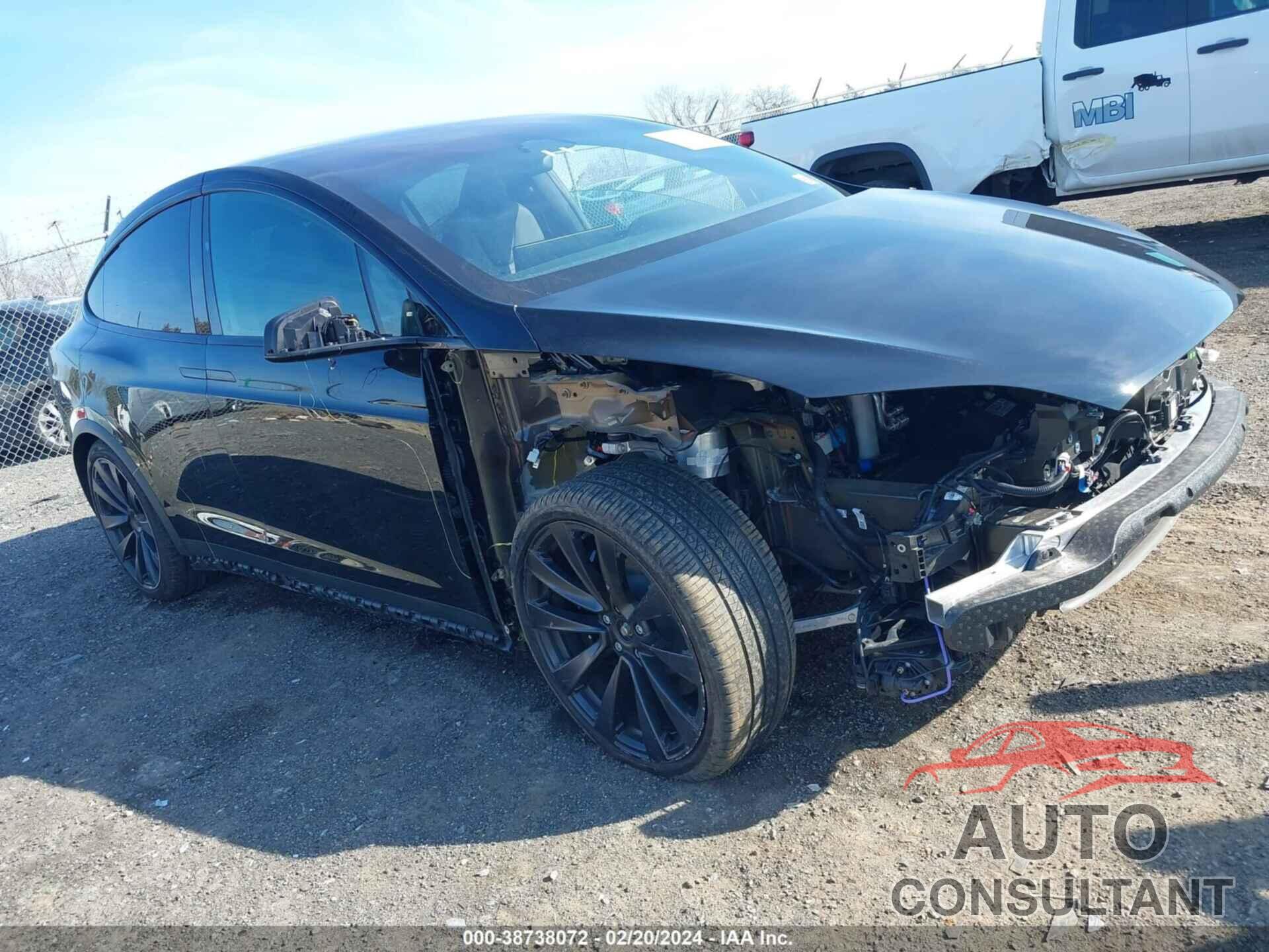 TESLA MODEL X 2023 - 7SAXCDE5XPF367147