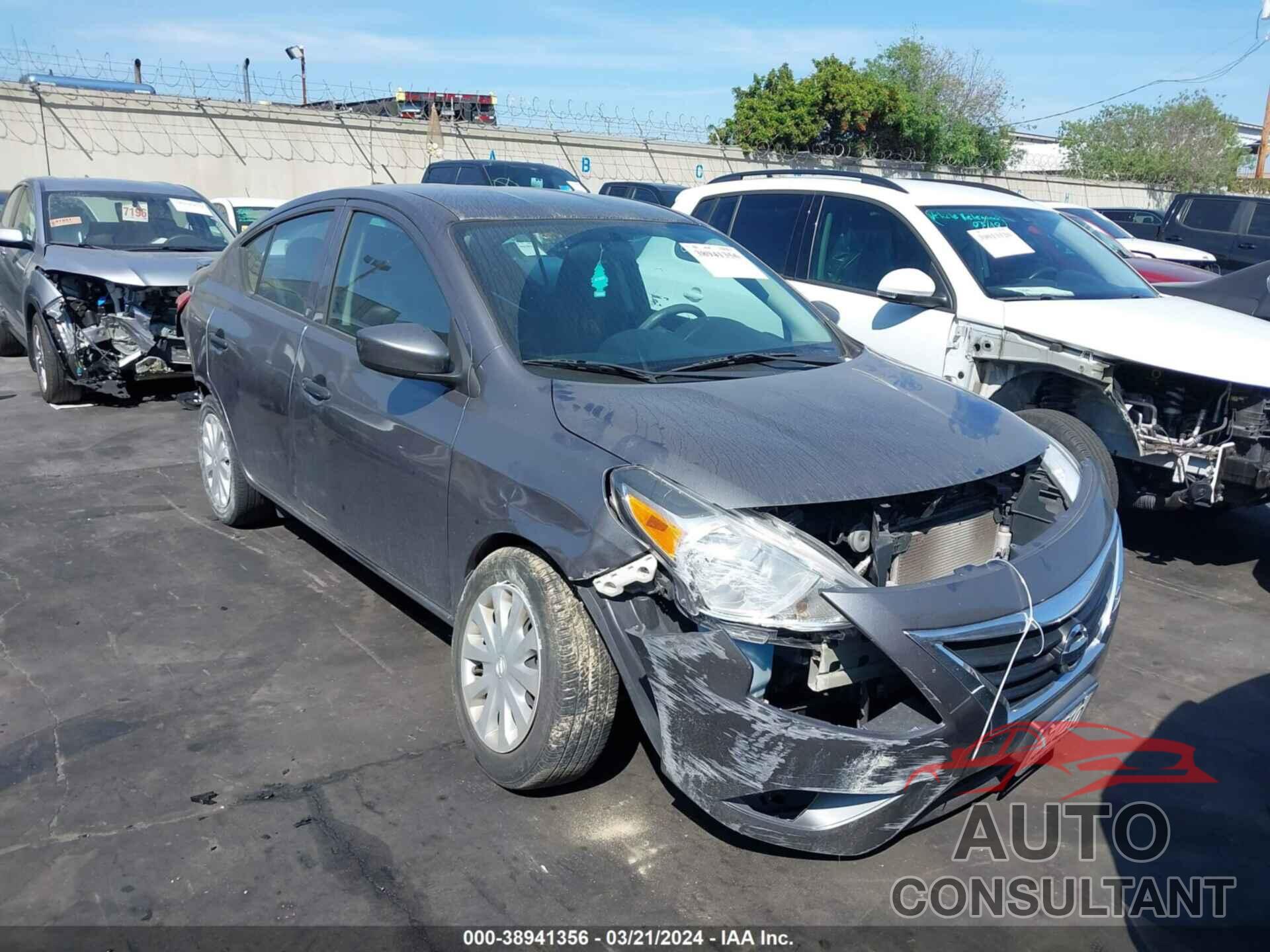 NISSAN VERSA 2017 - 3N1CN7AP9HL817956