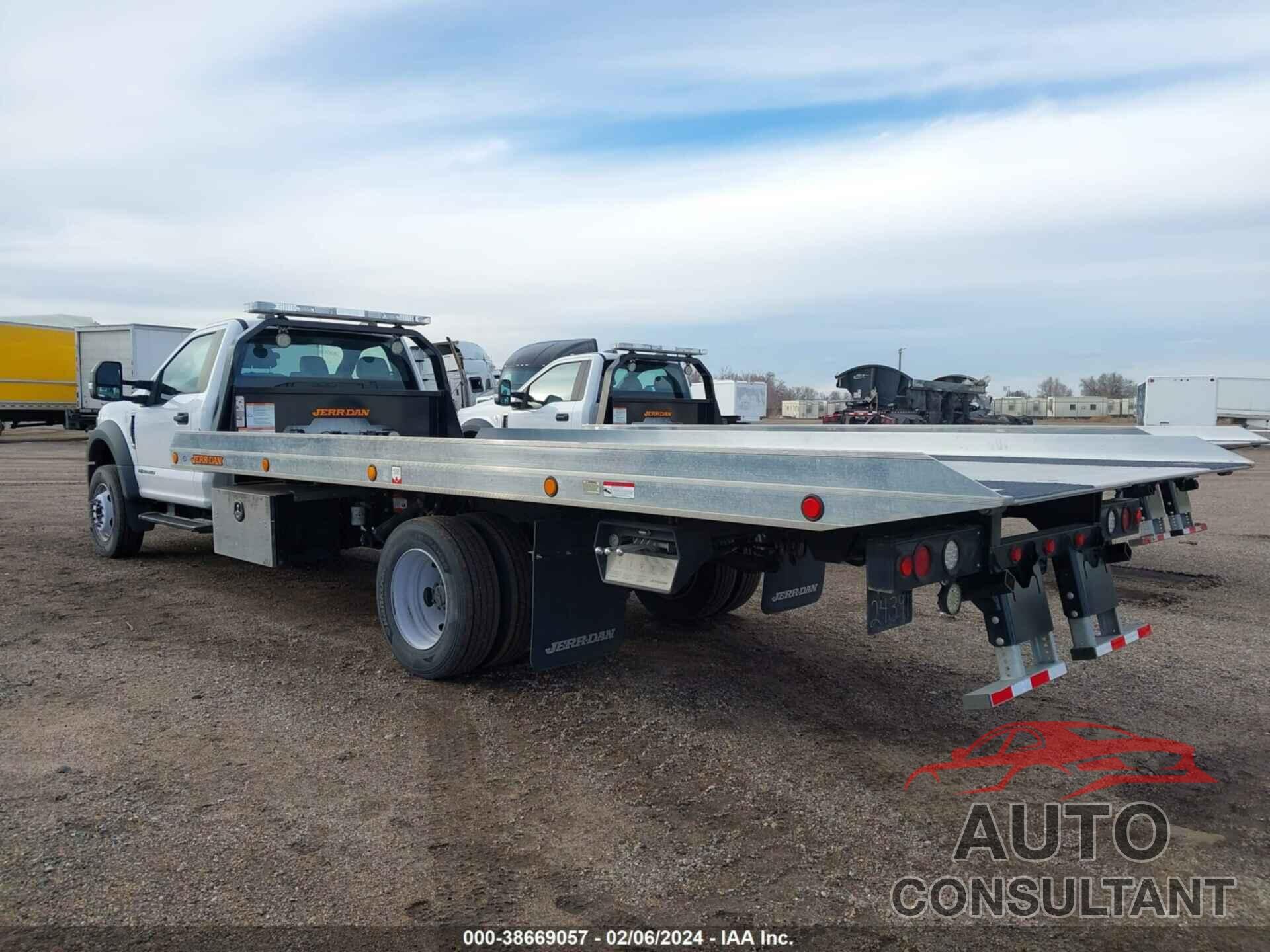 FORD F-600 CHASSIS 2021 - 1FDFF6KT6MDA14353