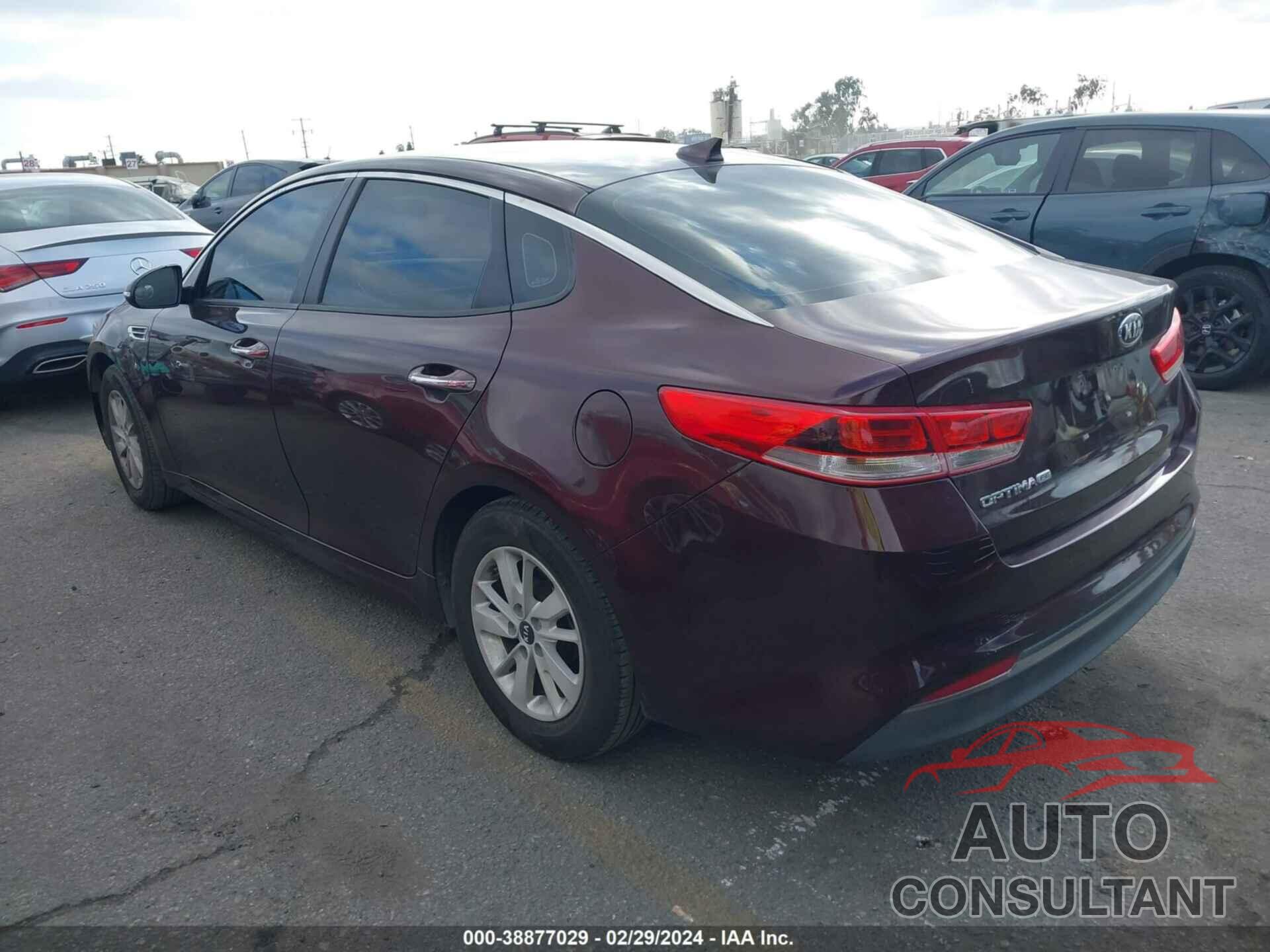 KIA OPTIMA 2016 - 5XXGT4L33GG029150