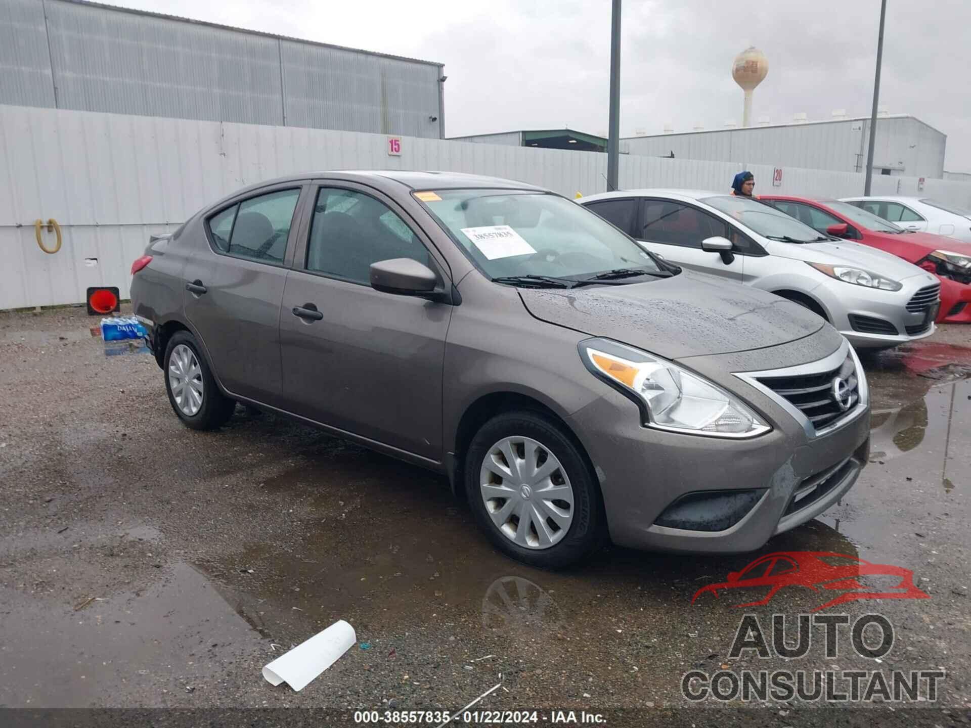 NISSAN VERSA 2017 - 3N1CN7AP0HL896028