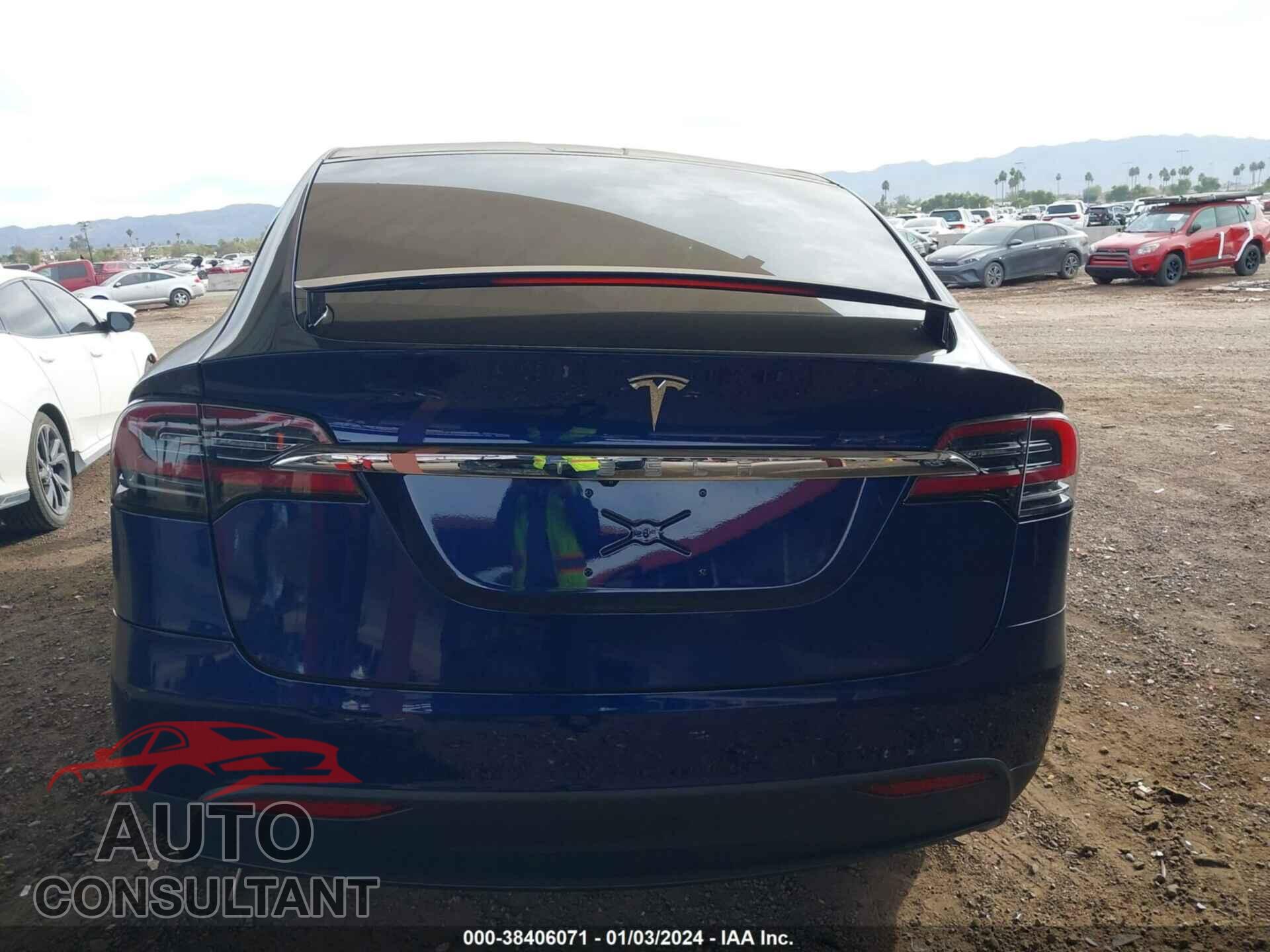 TESLA MODEL X 2019 - 5YJXCAE23KF202793