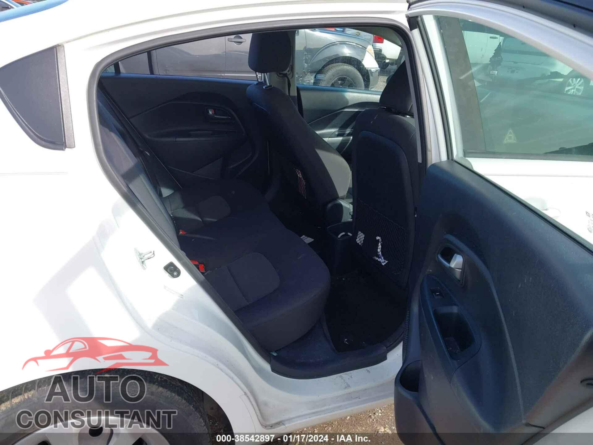 KIA RIO 2016 - KNADM4A36G6688273