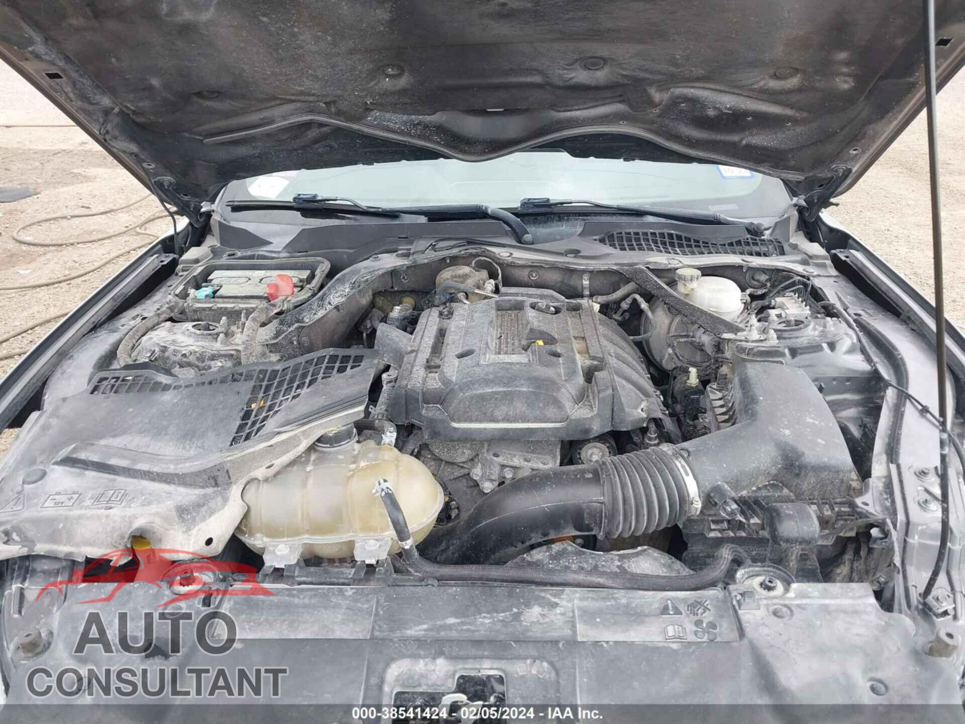 FORD MUSTANG 2019 - 1FATP8UH7K5149394