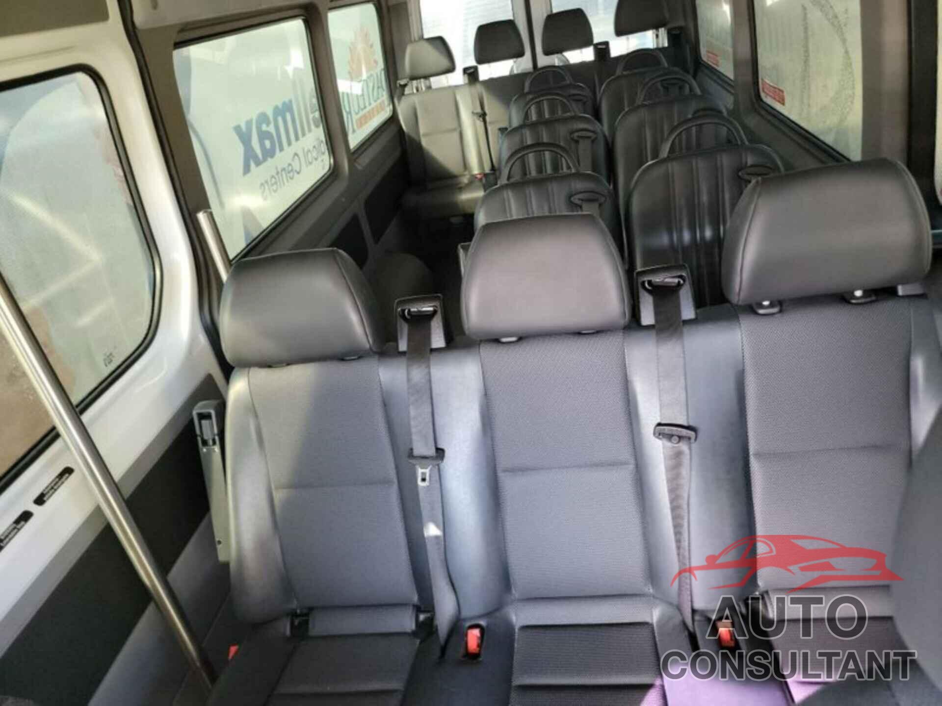MERCEDES-BENZ SPRINTER 2500 2017 - WDZPE8CD1HP567043