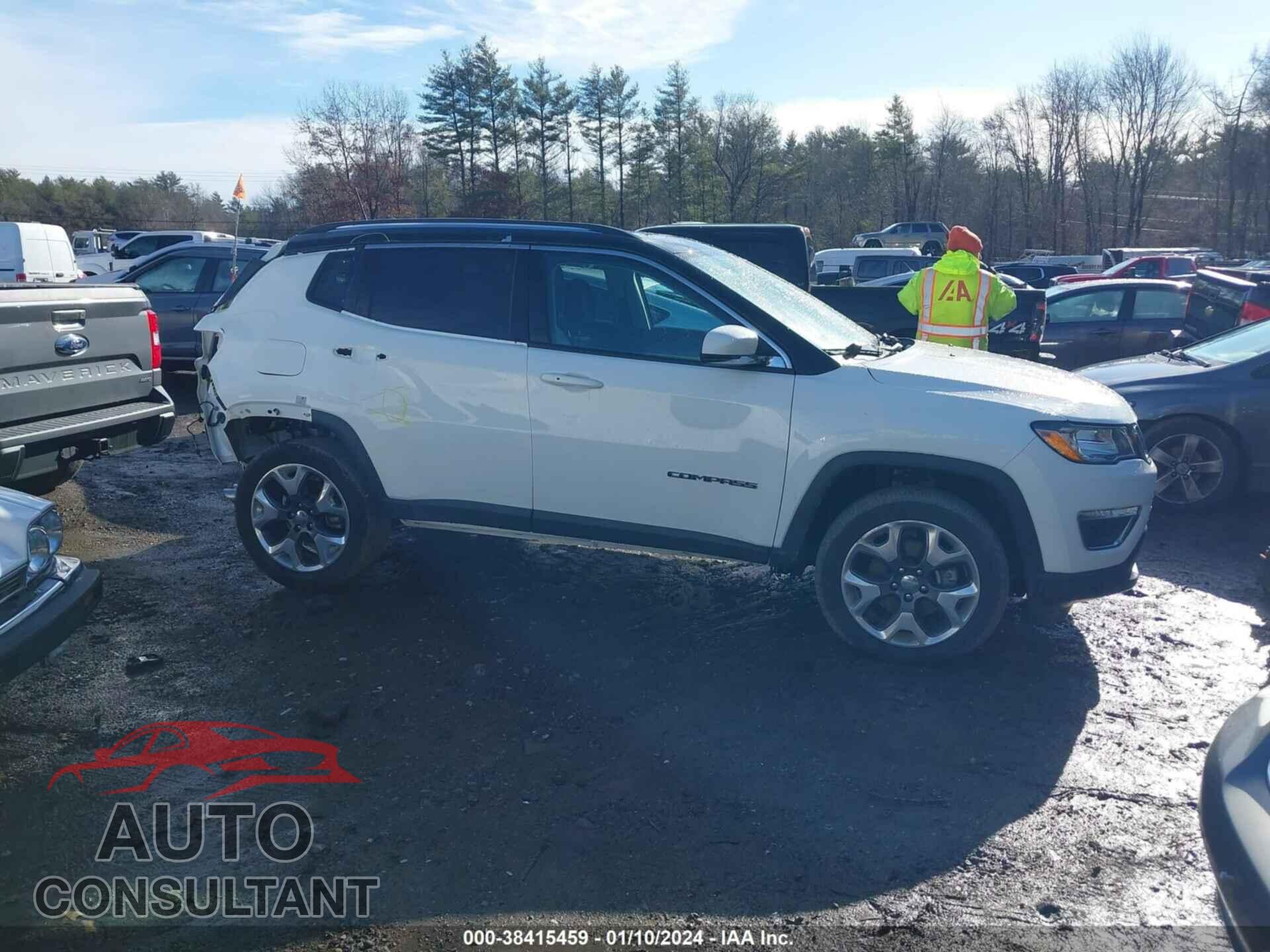 JEEP COMPASS 2021 - 3C4NJDCB7MT558668