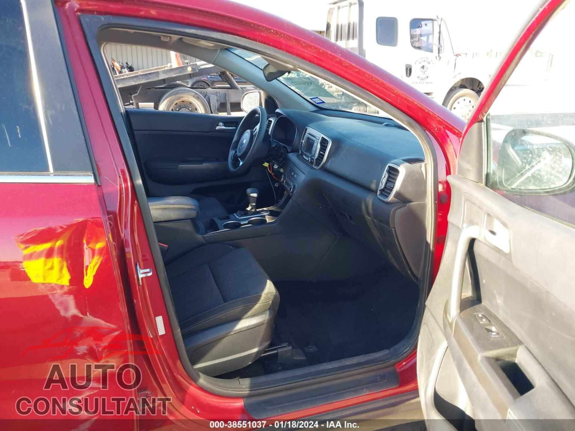 KIA SPORTAGE 2017 - KNDPM3AC4H7140438