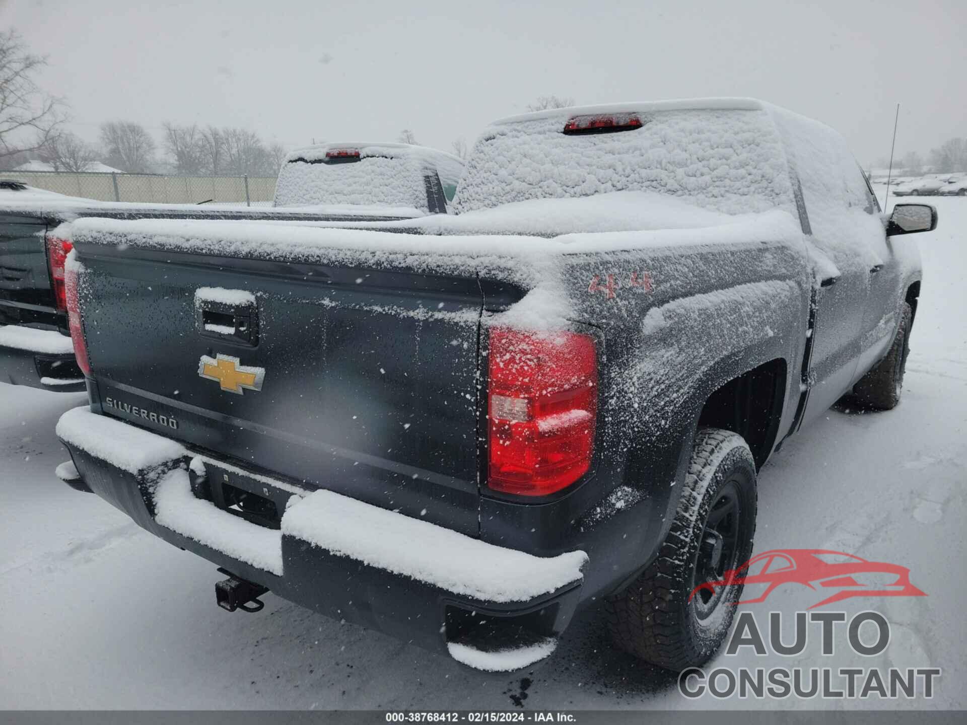 CHEVROLET SILVERADO 2018 - 3GCUKNEH0JG432379