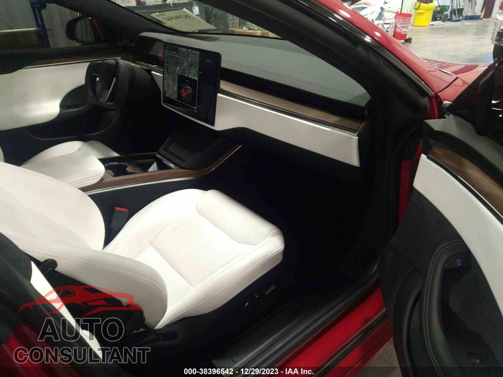 TESLA MODEL S 2021 - 5YJSA1E53MF434520