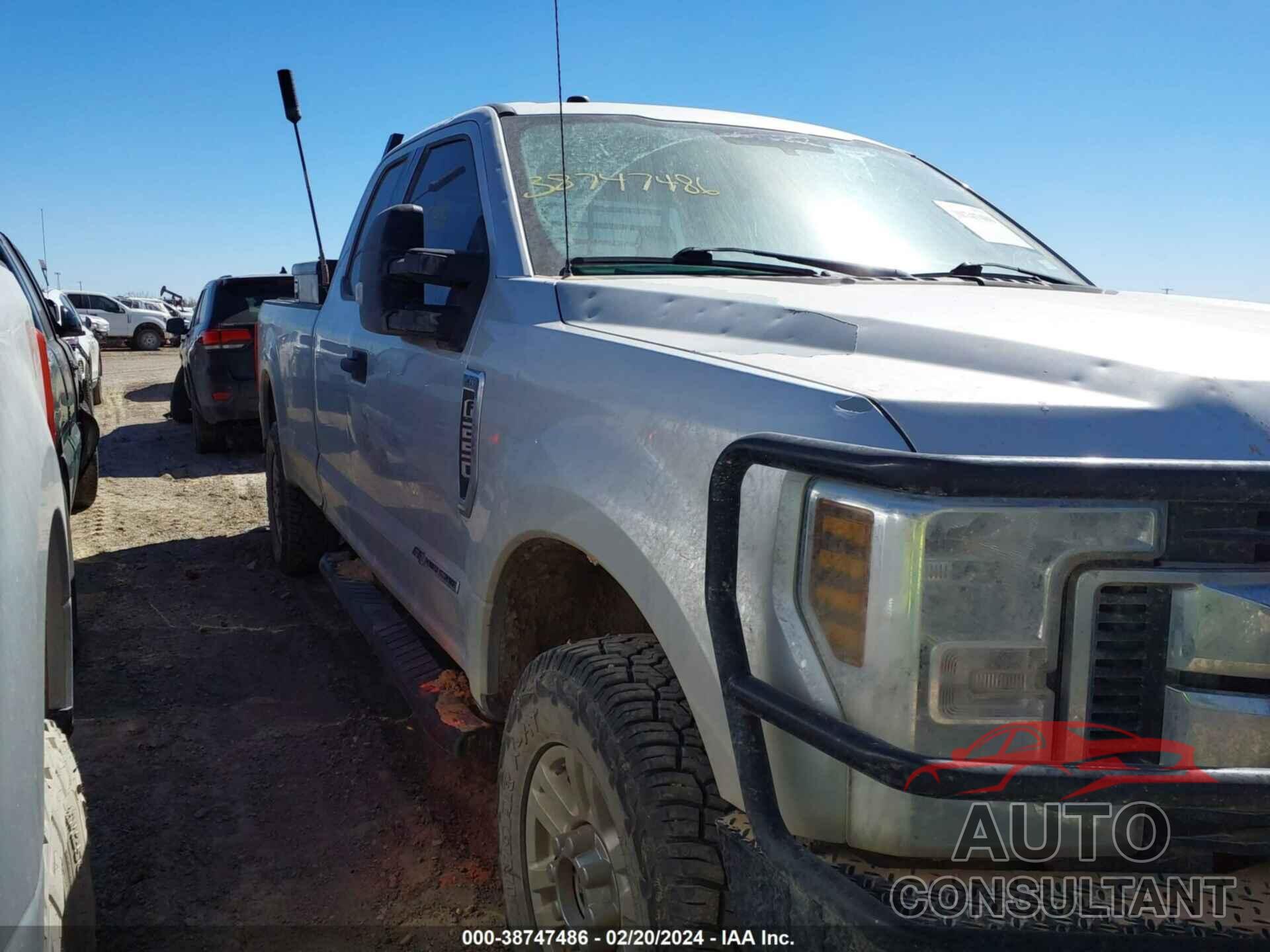 FORD F-250 2018 - 1FT7X2BT1JEC18708