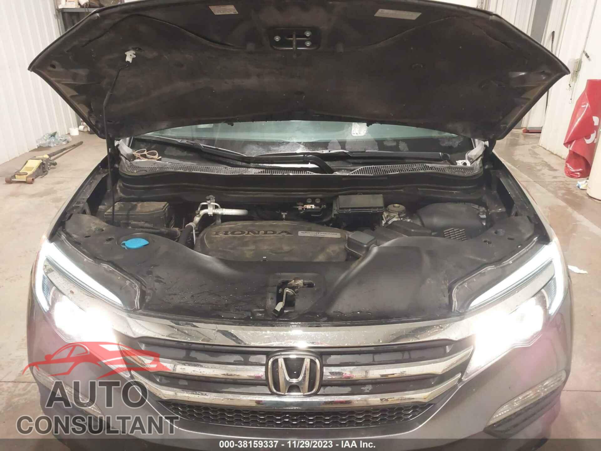 HONDA PILOT 2017 - 5FNYF6H30HB088970