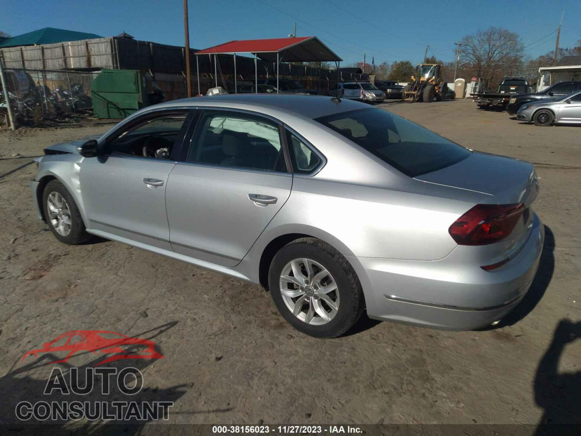 VOLKSWAGEN PASSAT 2017 - 1VWAT7A38HC041819