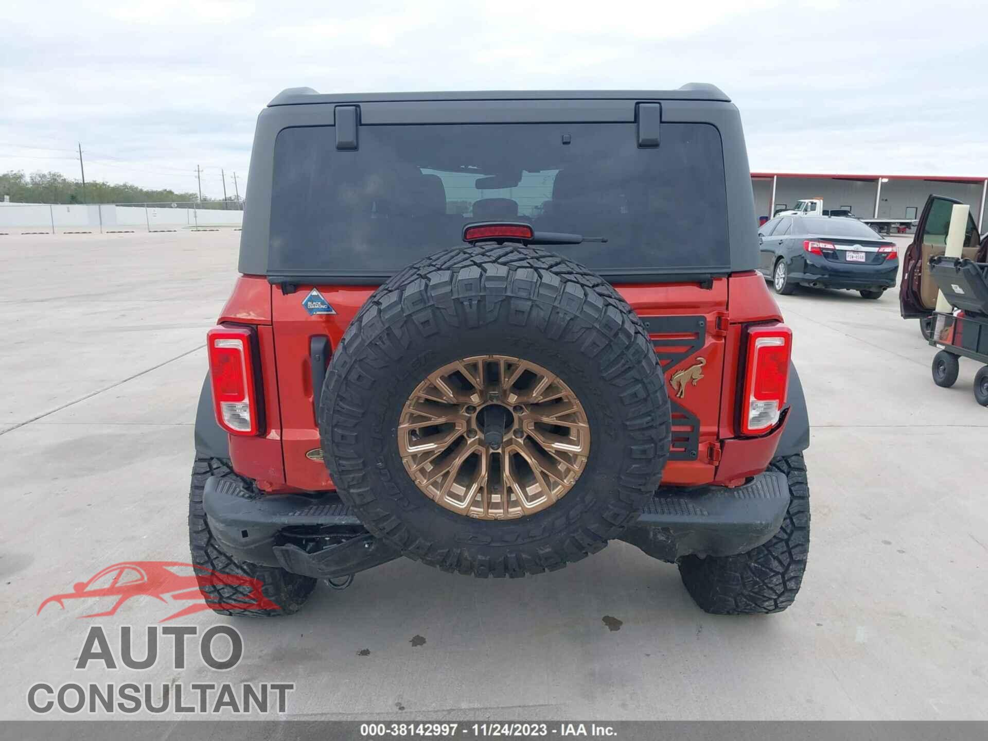 FORD BRONCO 2023 - 1FMEE5DP0PLB02477
