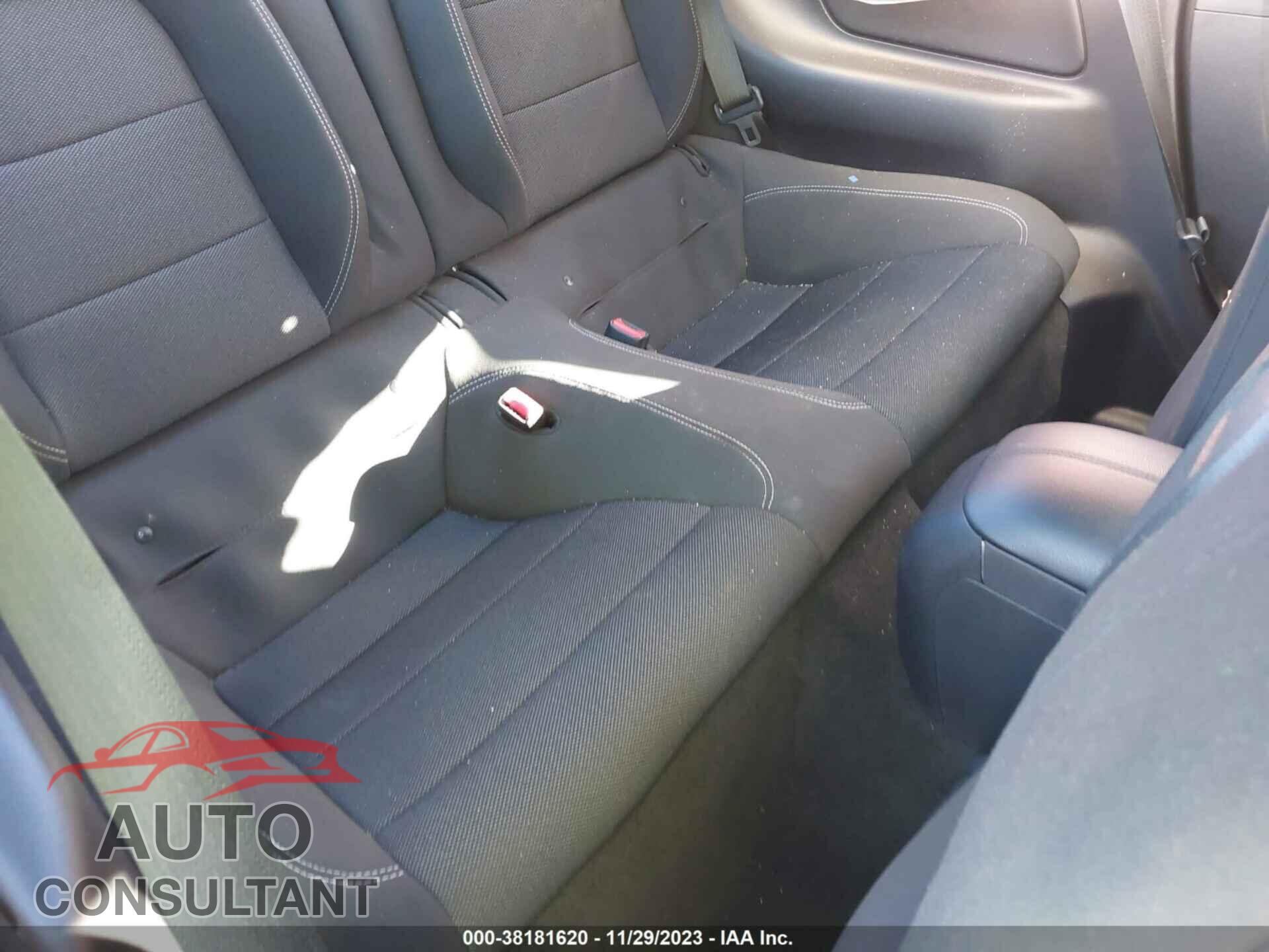 FORD MUSTANG 2016 - 1FA6P8AM1G5272047
