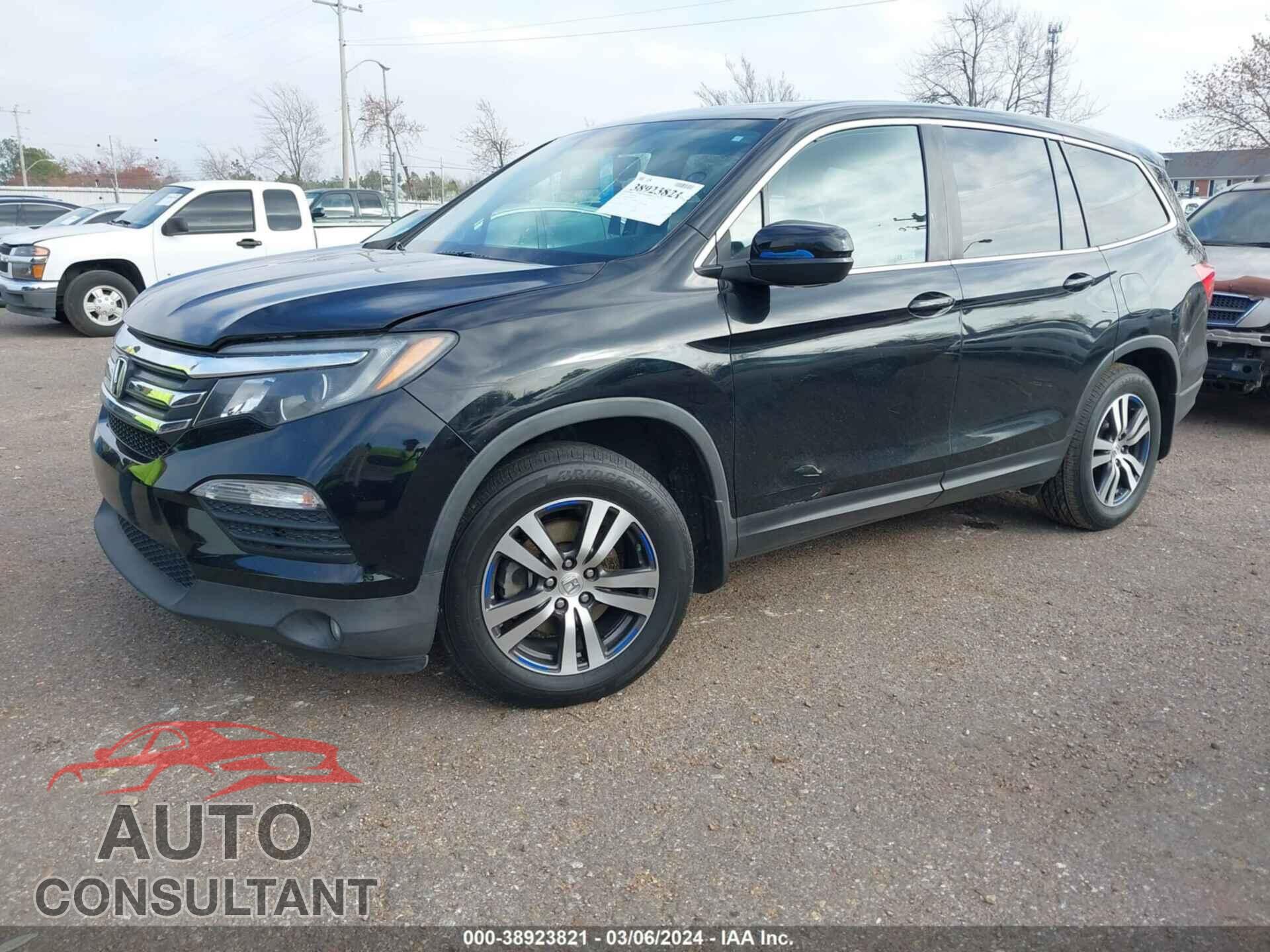 HONDA PILOT 2018 - 5FNYF5H51JB009095