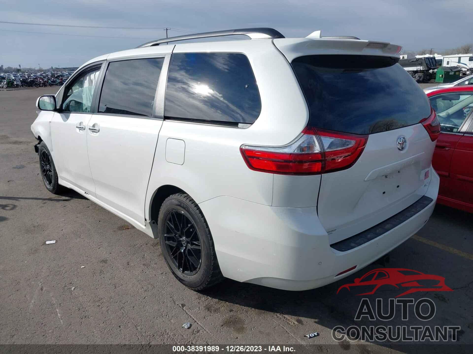 TOYOTA SIENNA 2018 - 5TDYZ3DC1JS916635